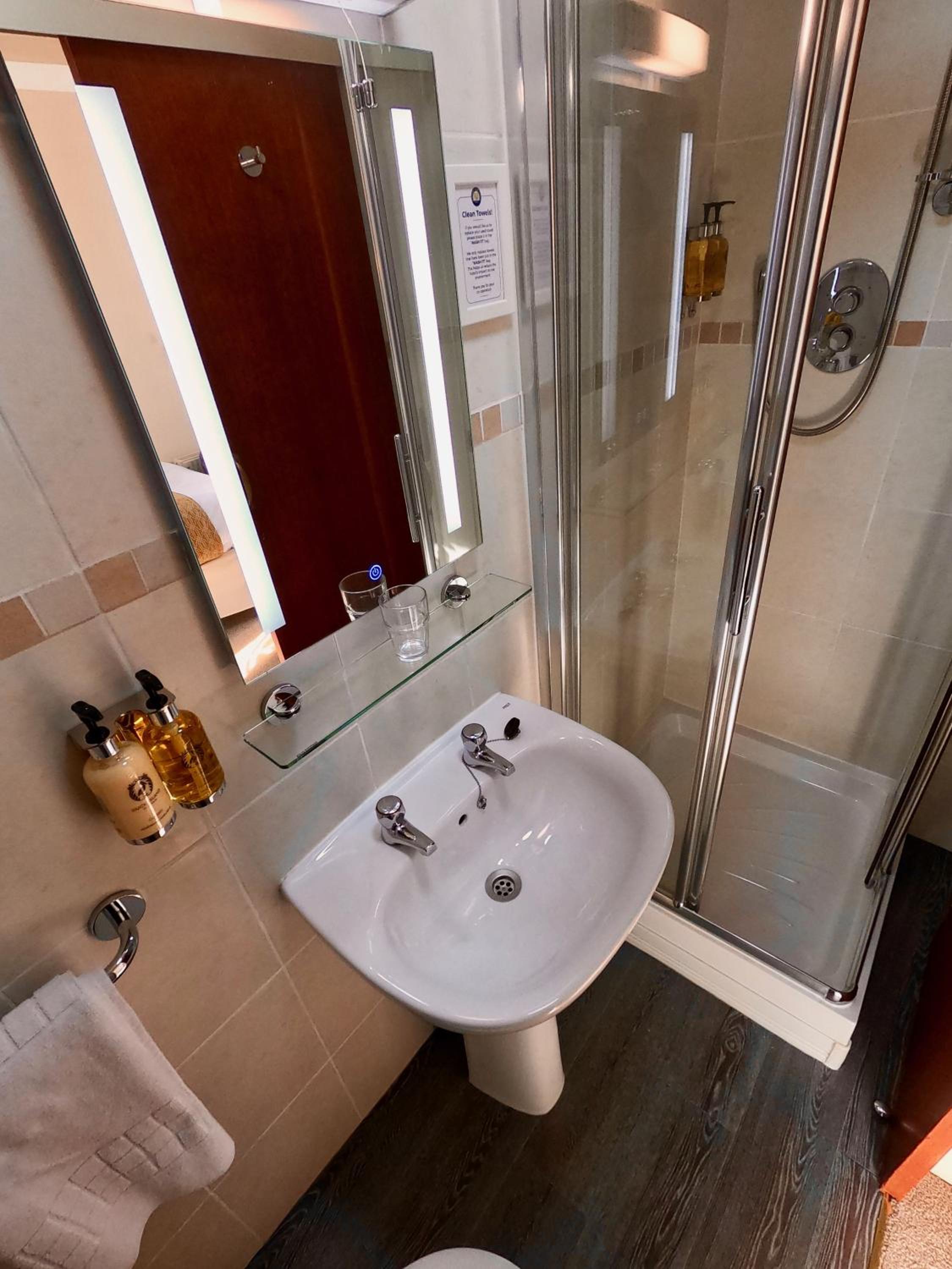 Standard Single Room photo 3
