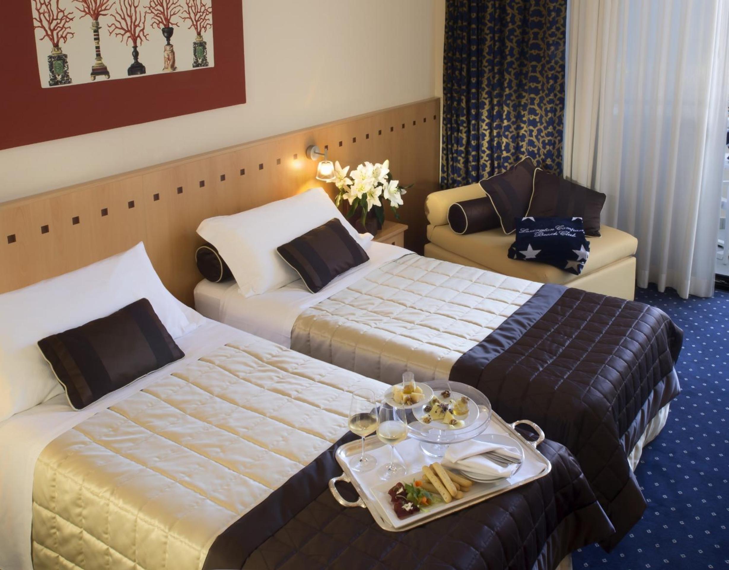 Chambre Double avec Lit d'Appoint