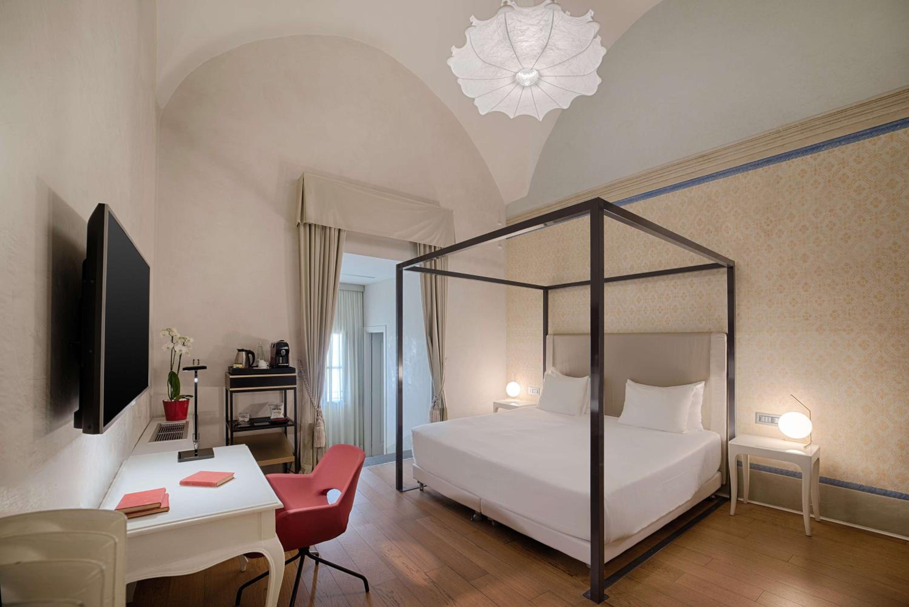 Premium Double or Twin Room XL