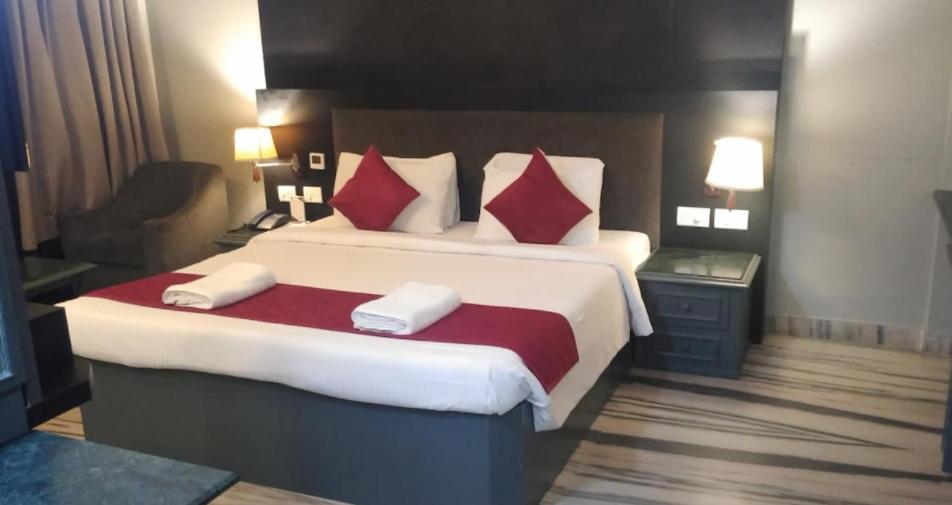 Standard King Room - Photo 4