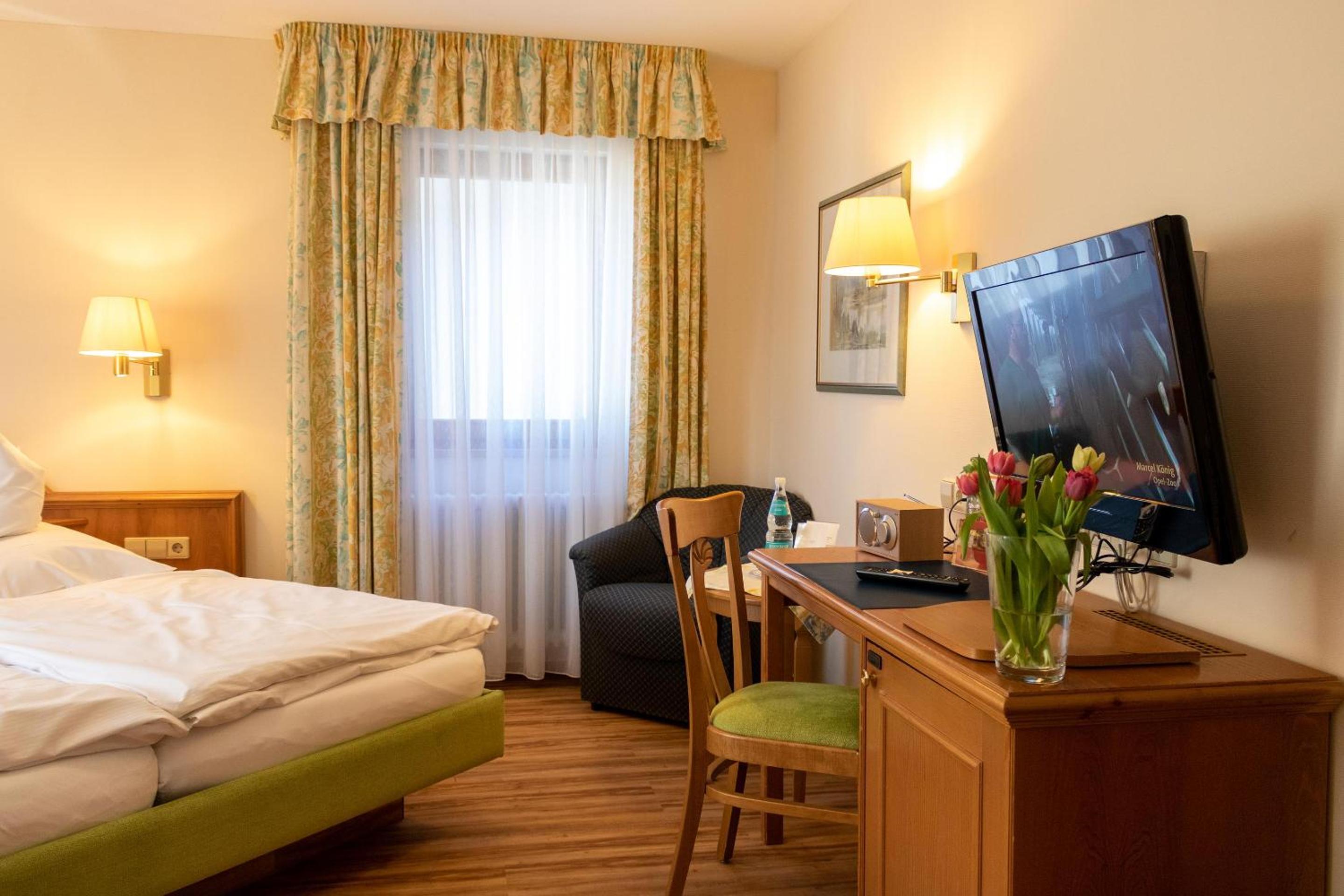 Comfort Room A - Photo 2