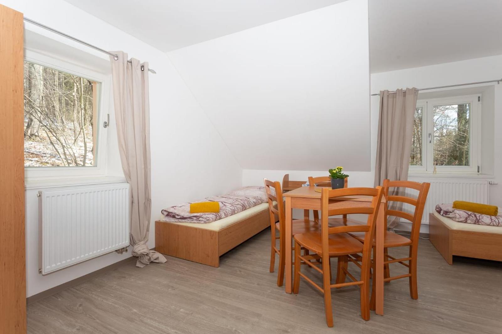 Quadruple Room with Private Bathroom photo 1