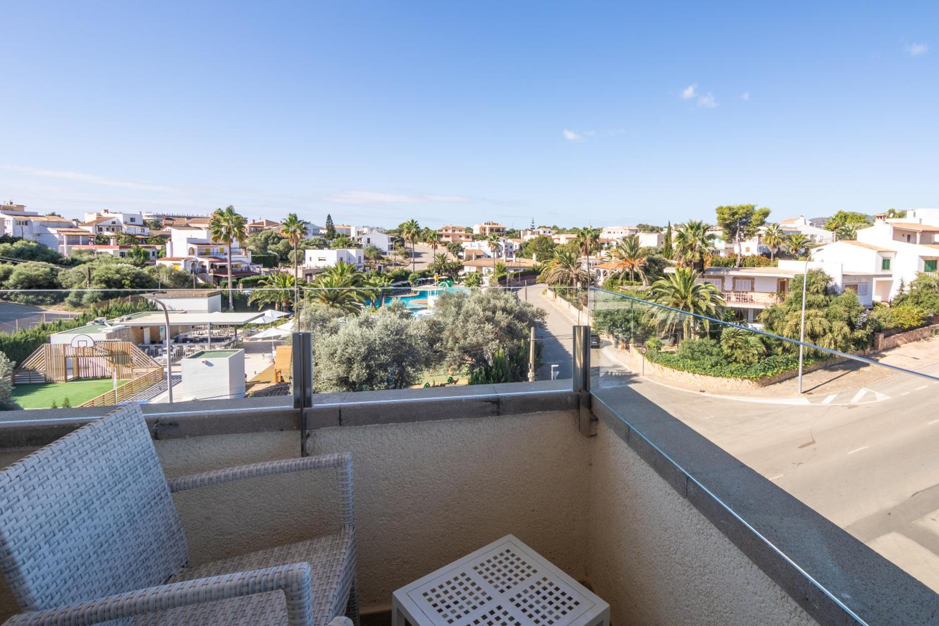Suite with Balcony - High Floor