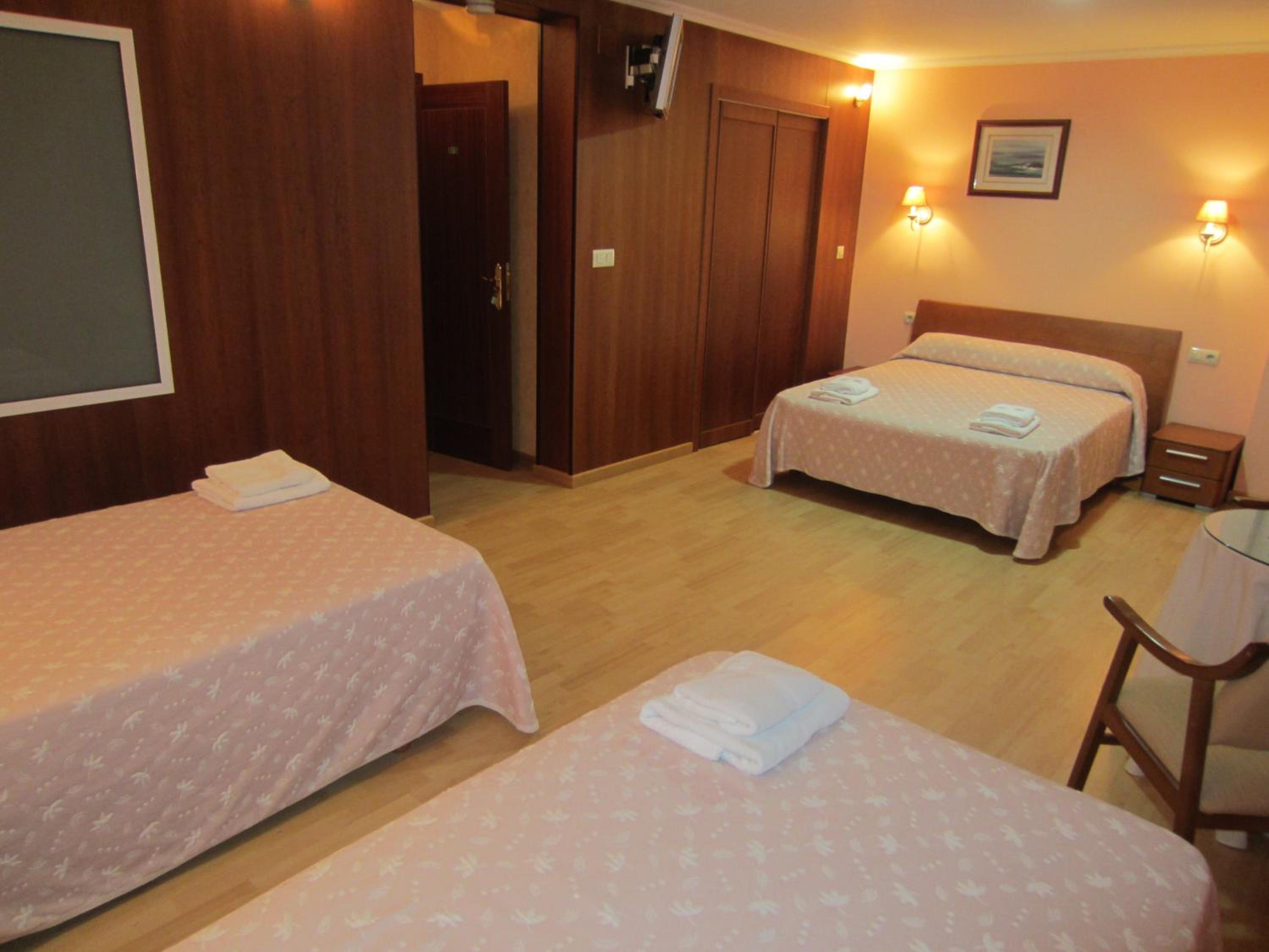 Quadruple Room photo 3