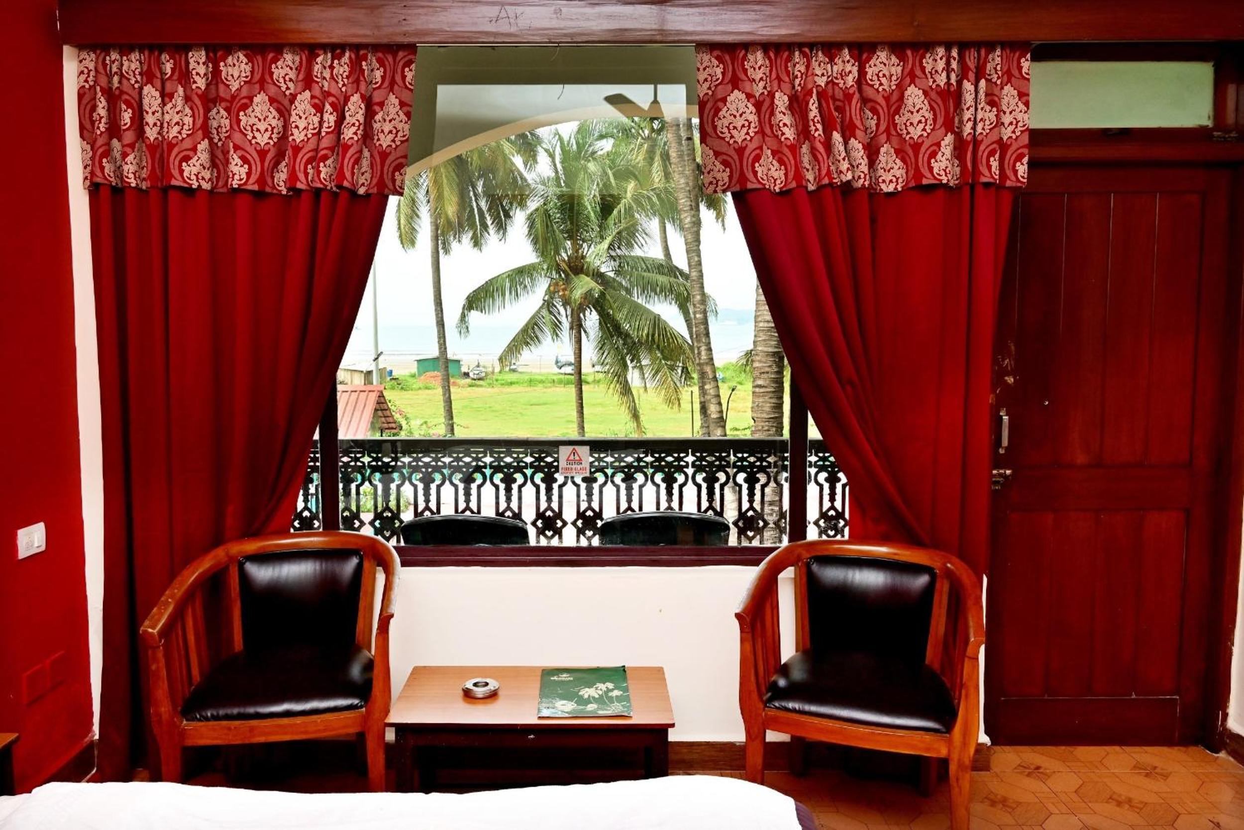 Double Room with Sea View photo 3