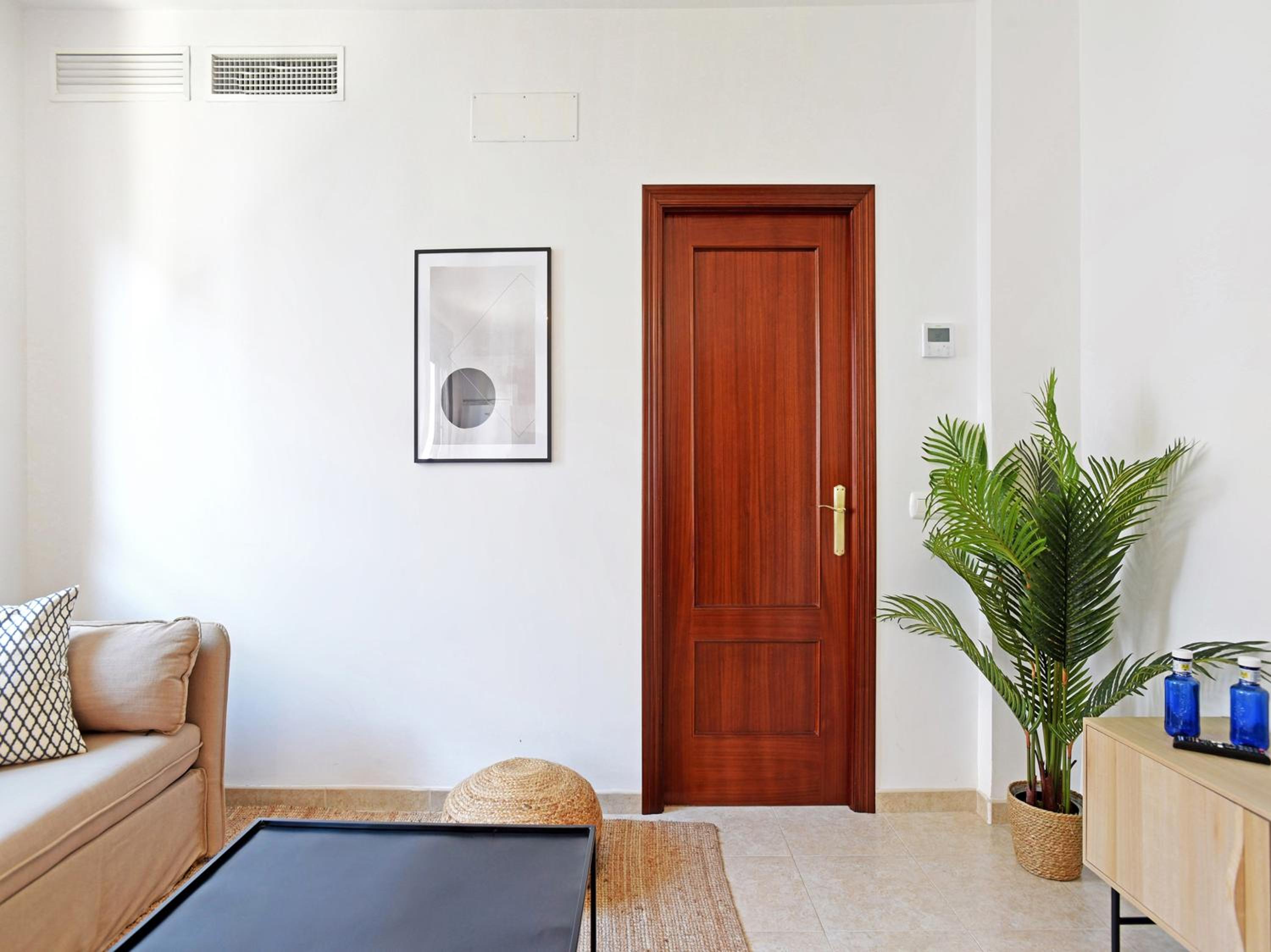 Three-Bedroom Apartment - Photo 10