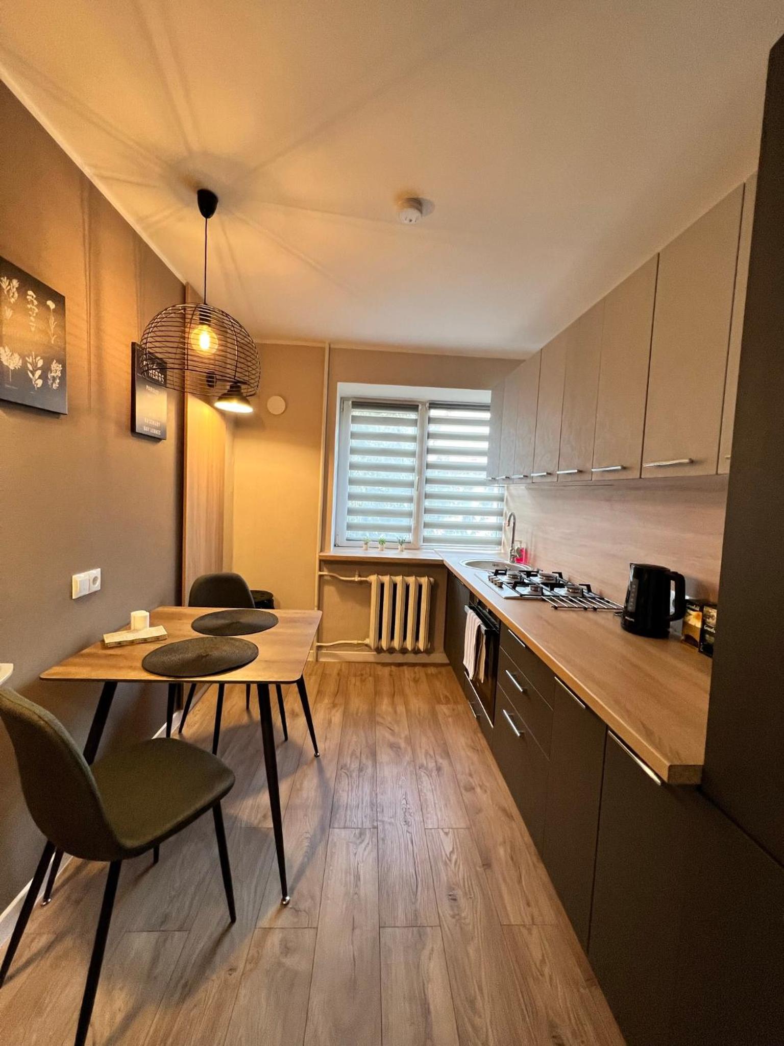 One-Bedroom Apartment - Photo 8