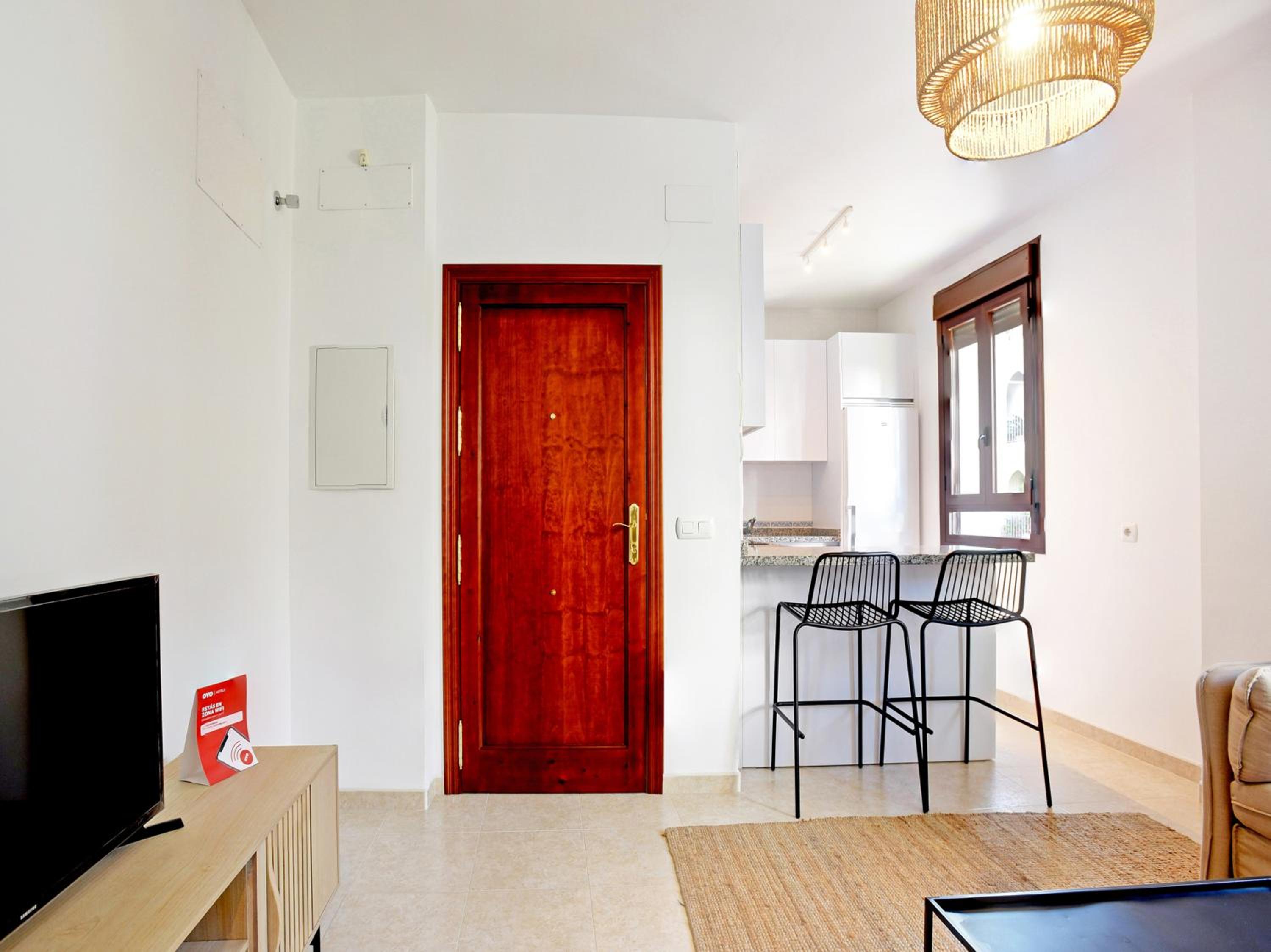 Three-Bedroom Apartment - Photo 19