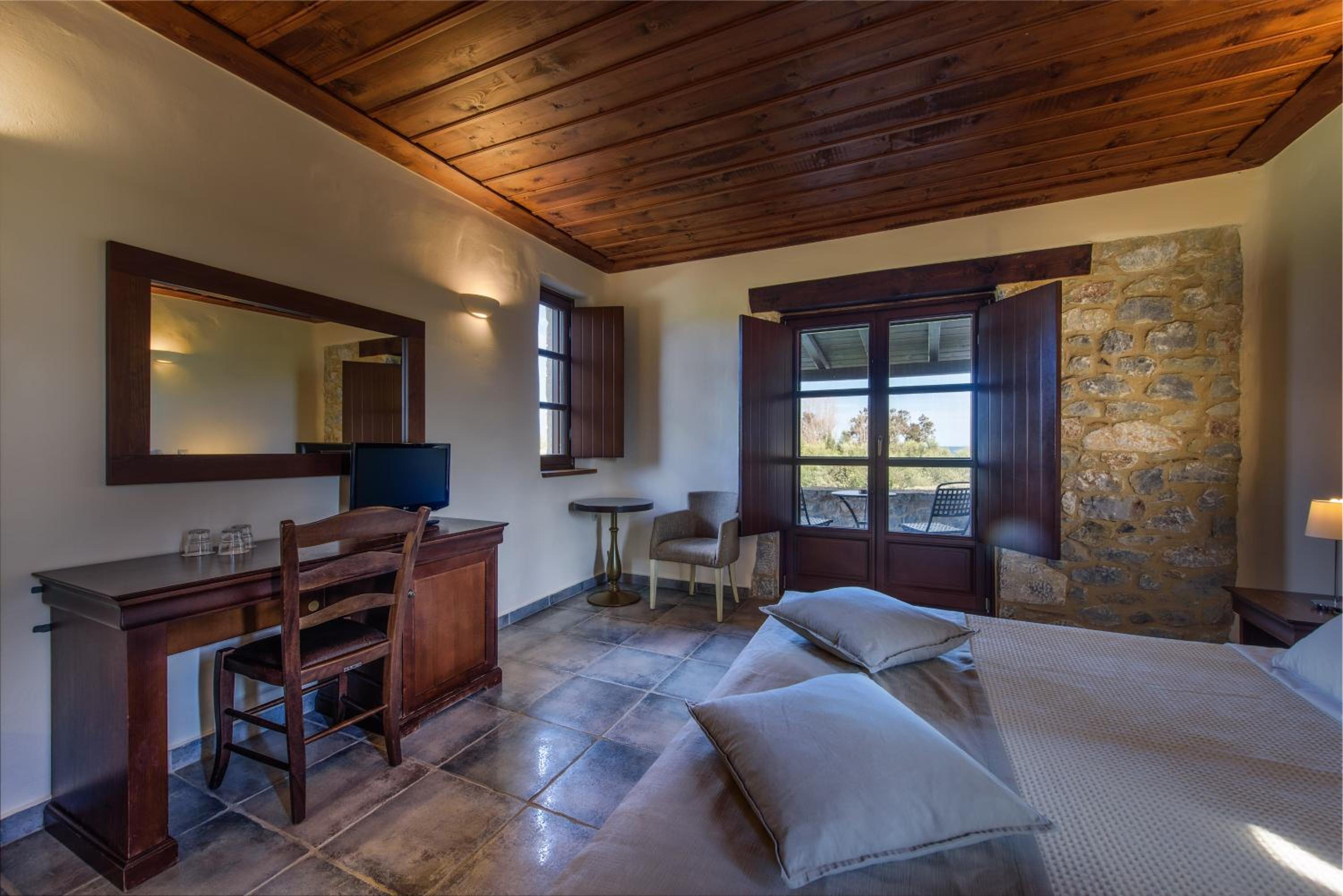 Triple Room with Garden View