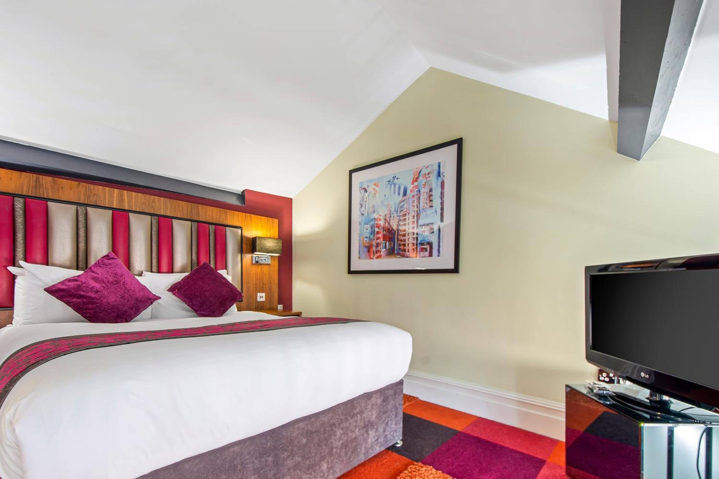 Loft Suite - Photo 6