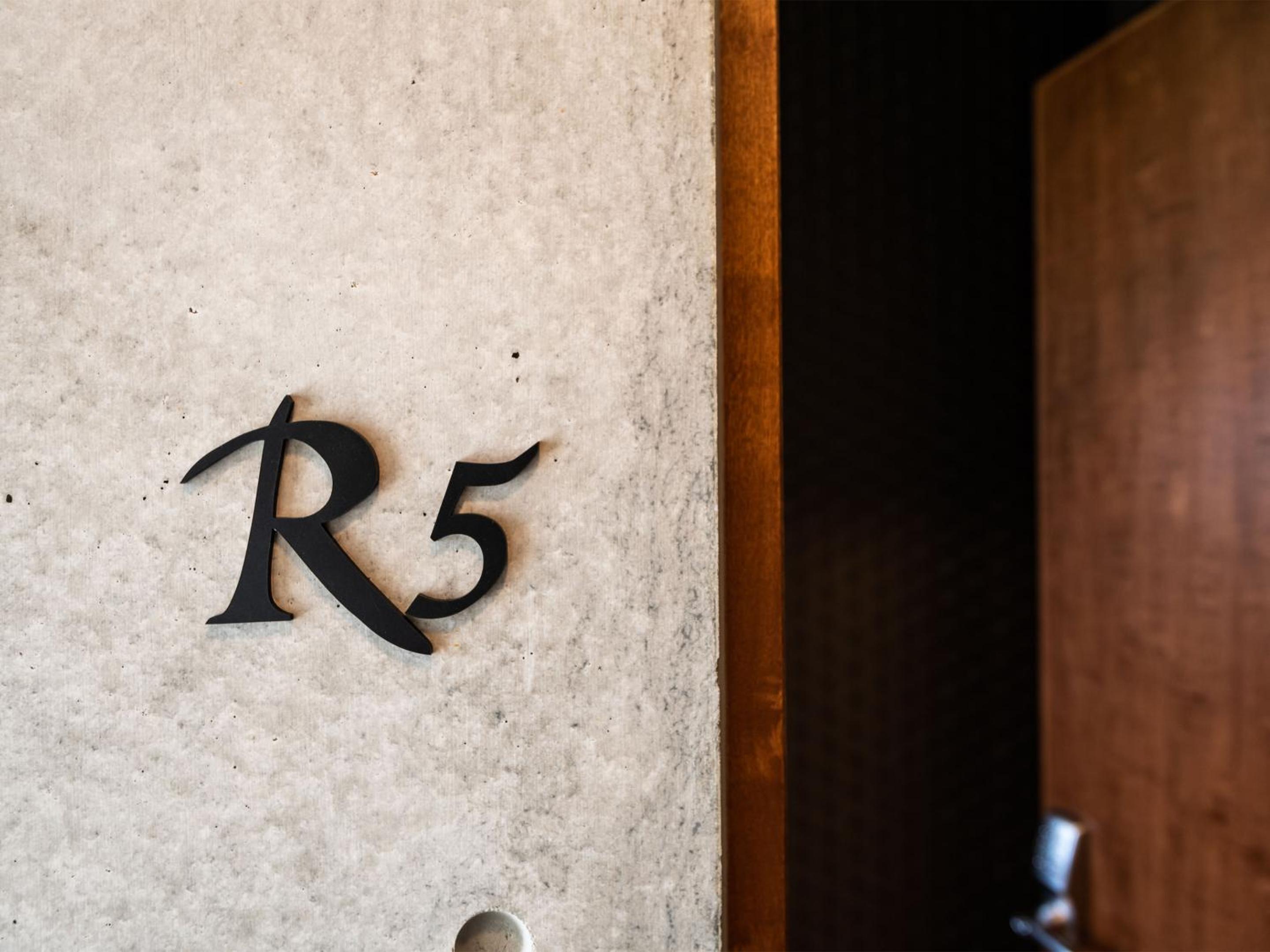 Twin Room - Photo 4
