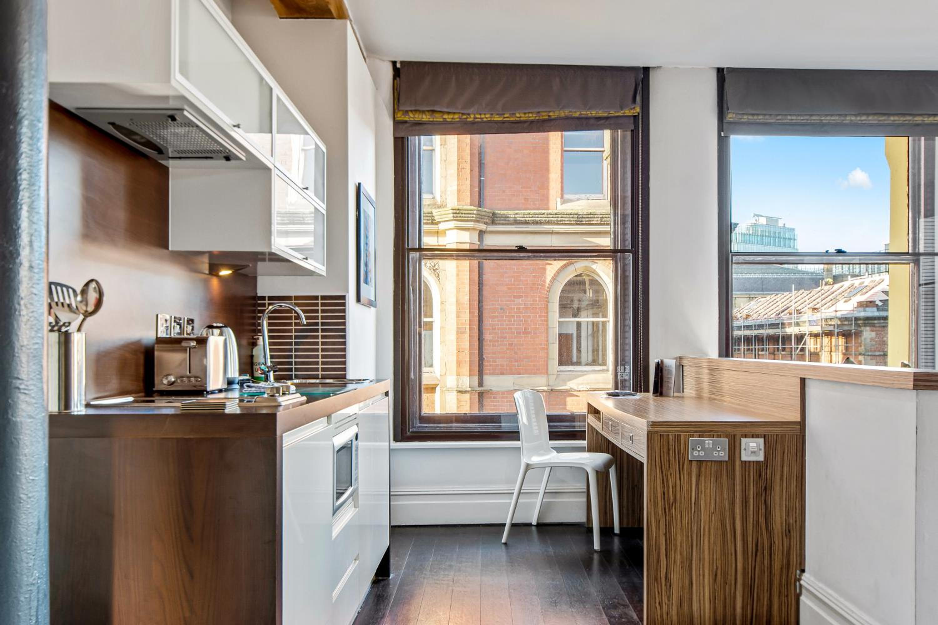 Liberty One Bedroom - Photo 2