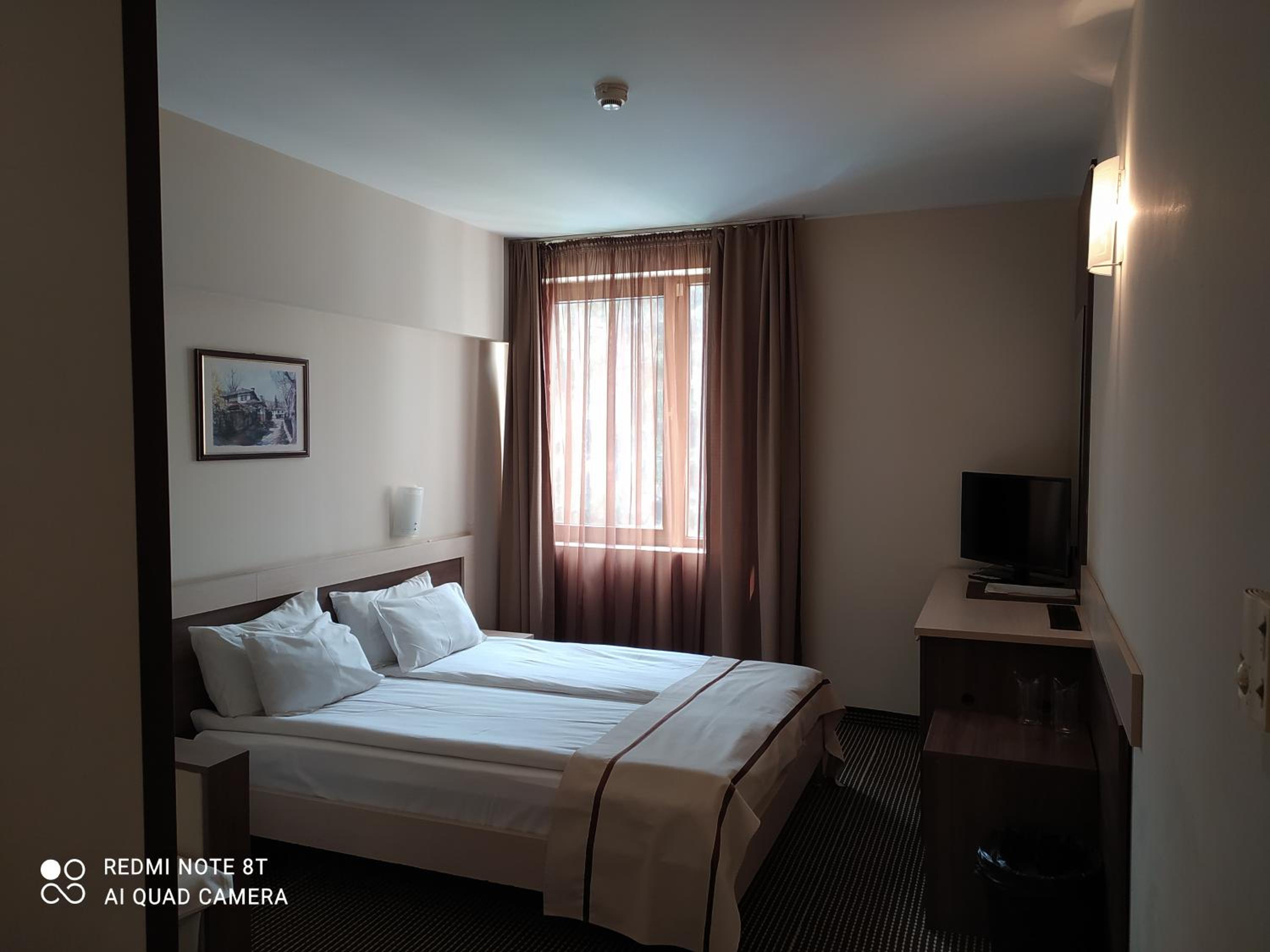 Economy Double Room with No Balcony photo 2