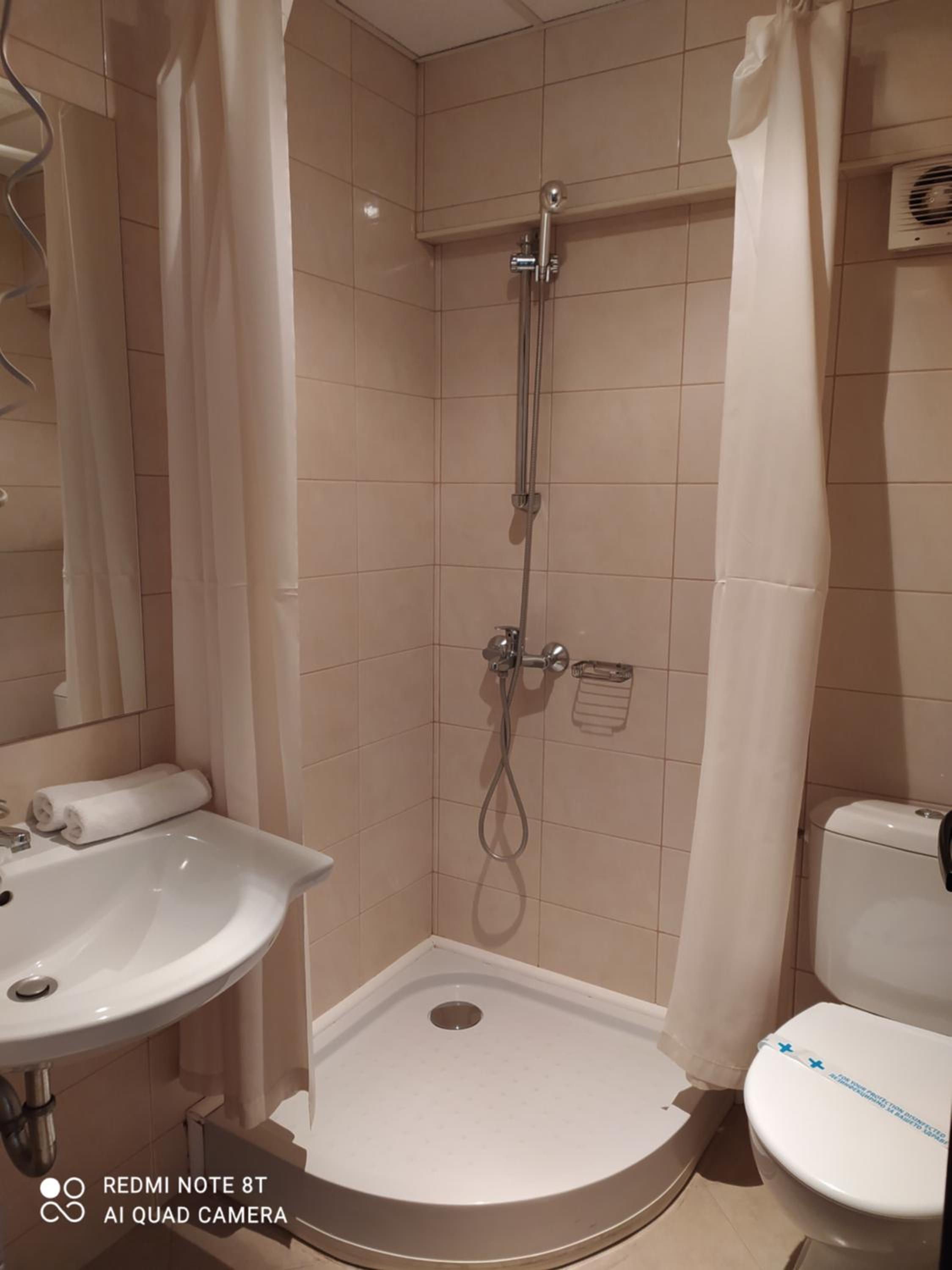 Economy Double Room with No Balcony photo 3