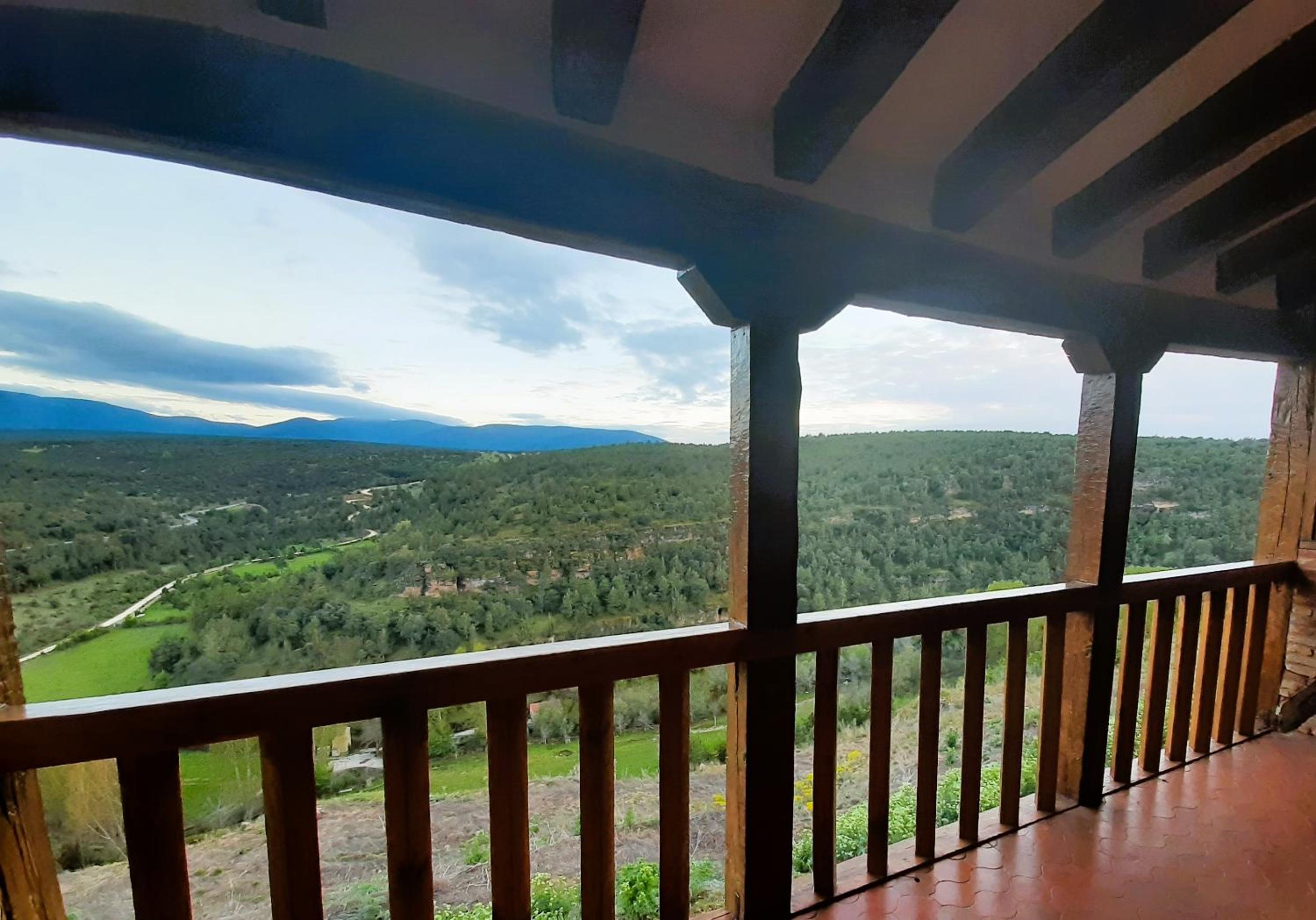 Three-Bedroom Chalet photo 2