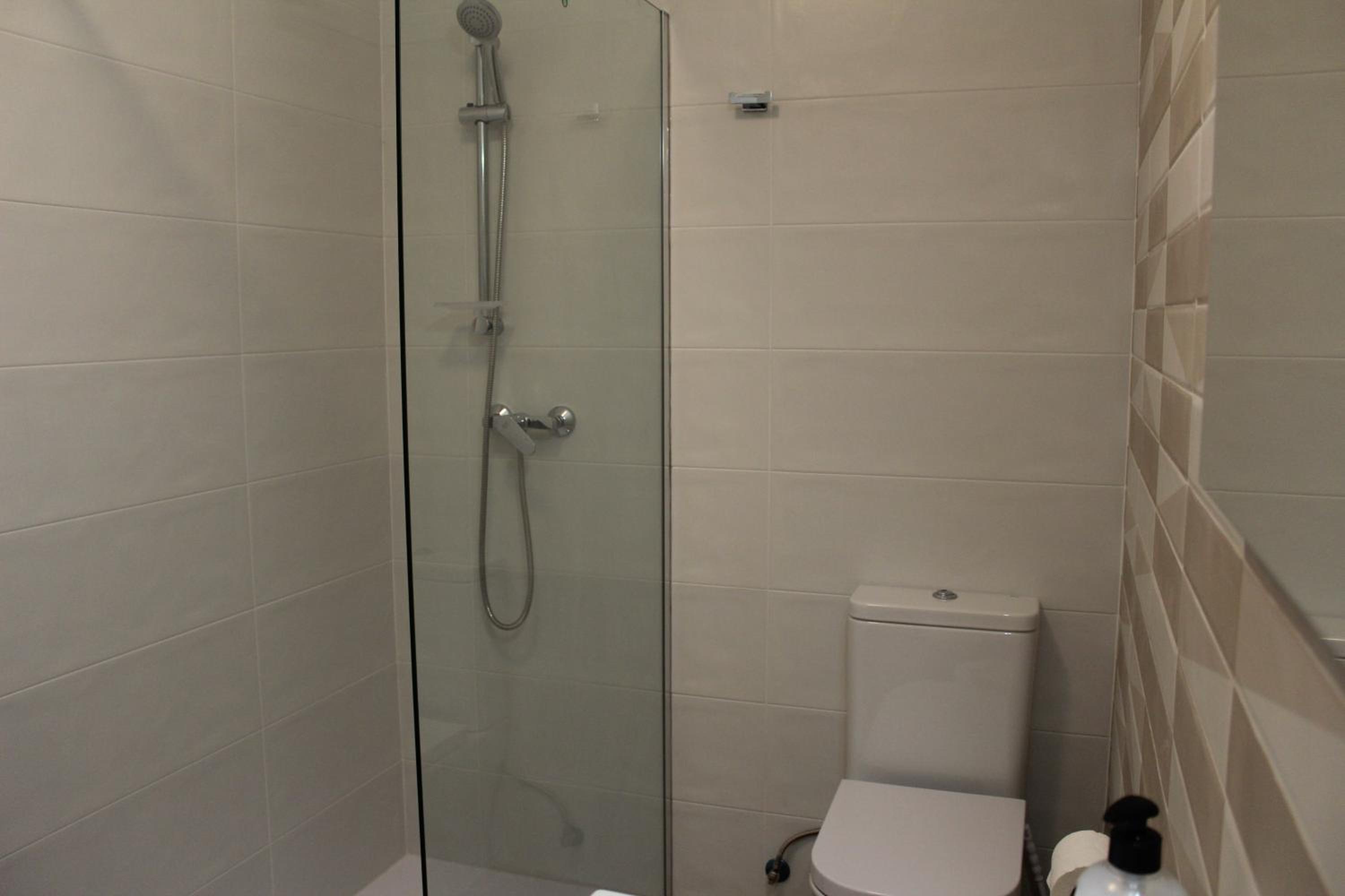 Double or Twin Room with Shared Bathroom photo 3