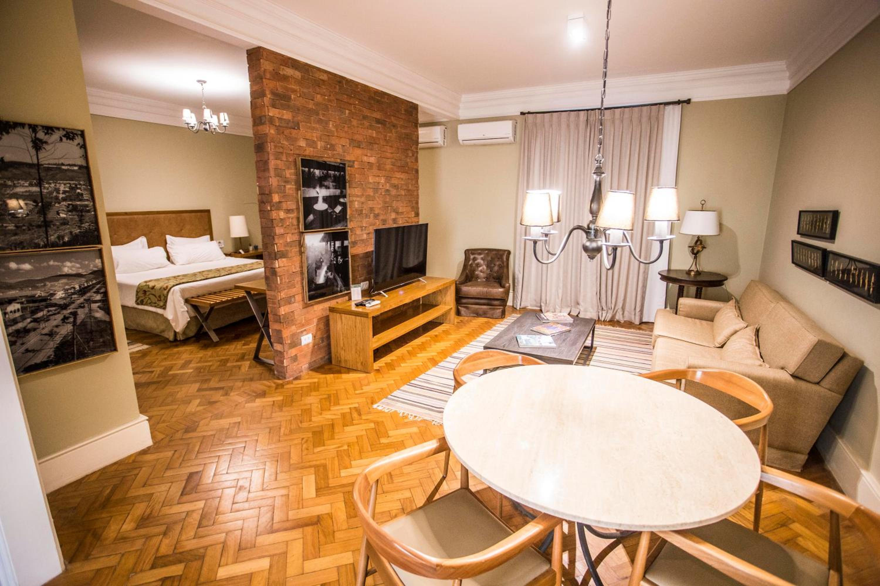 Presidential Suite photo 3