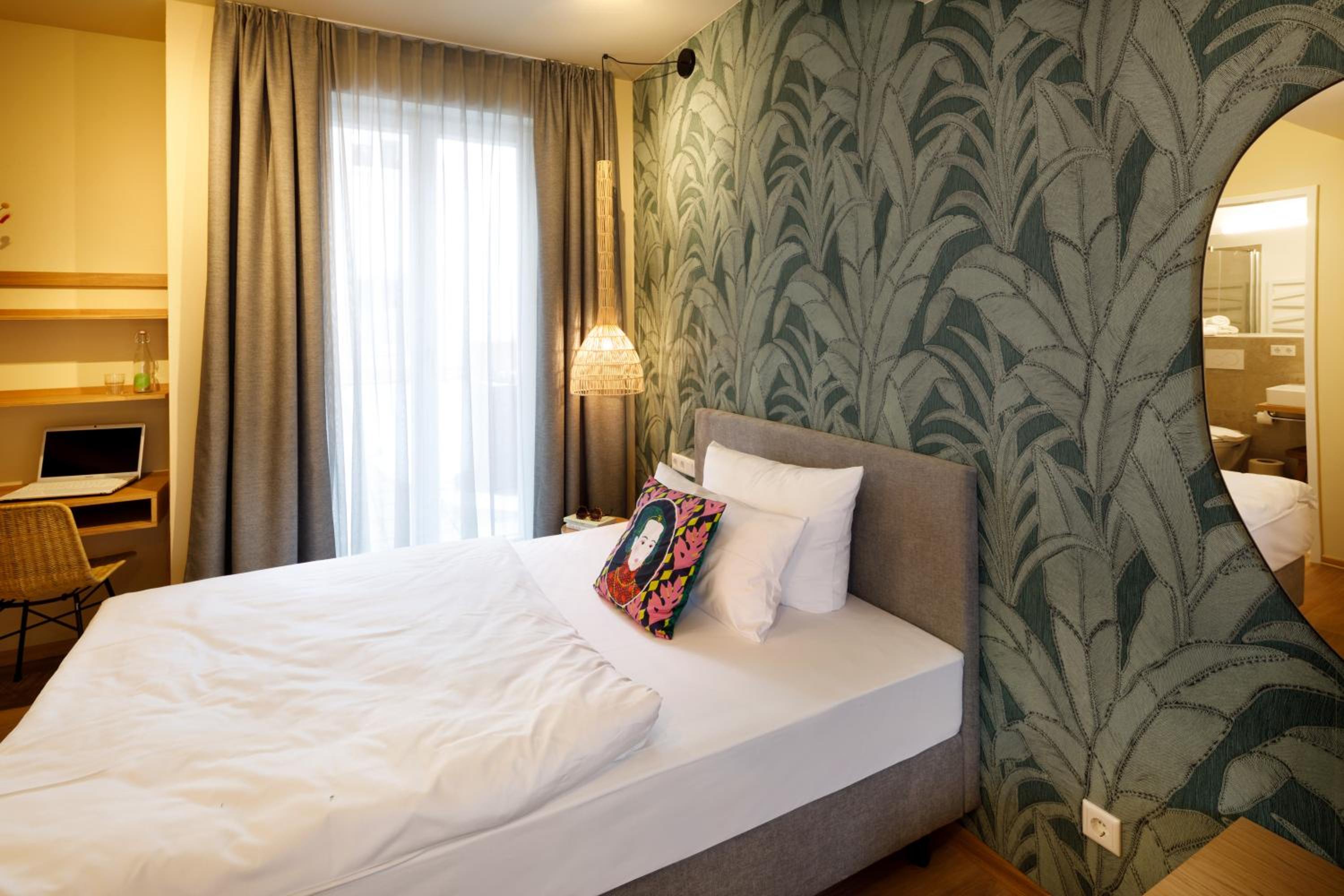 Single Room photo 1