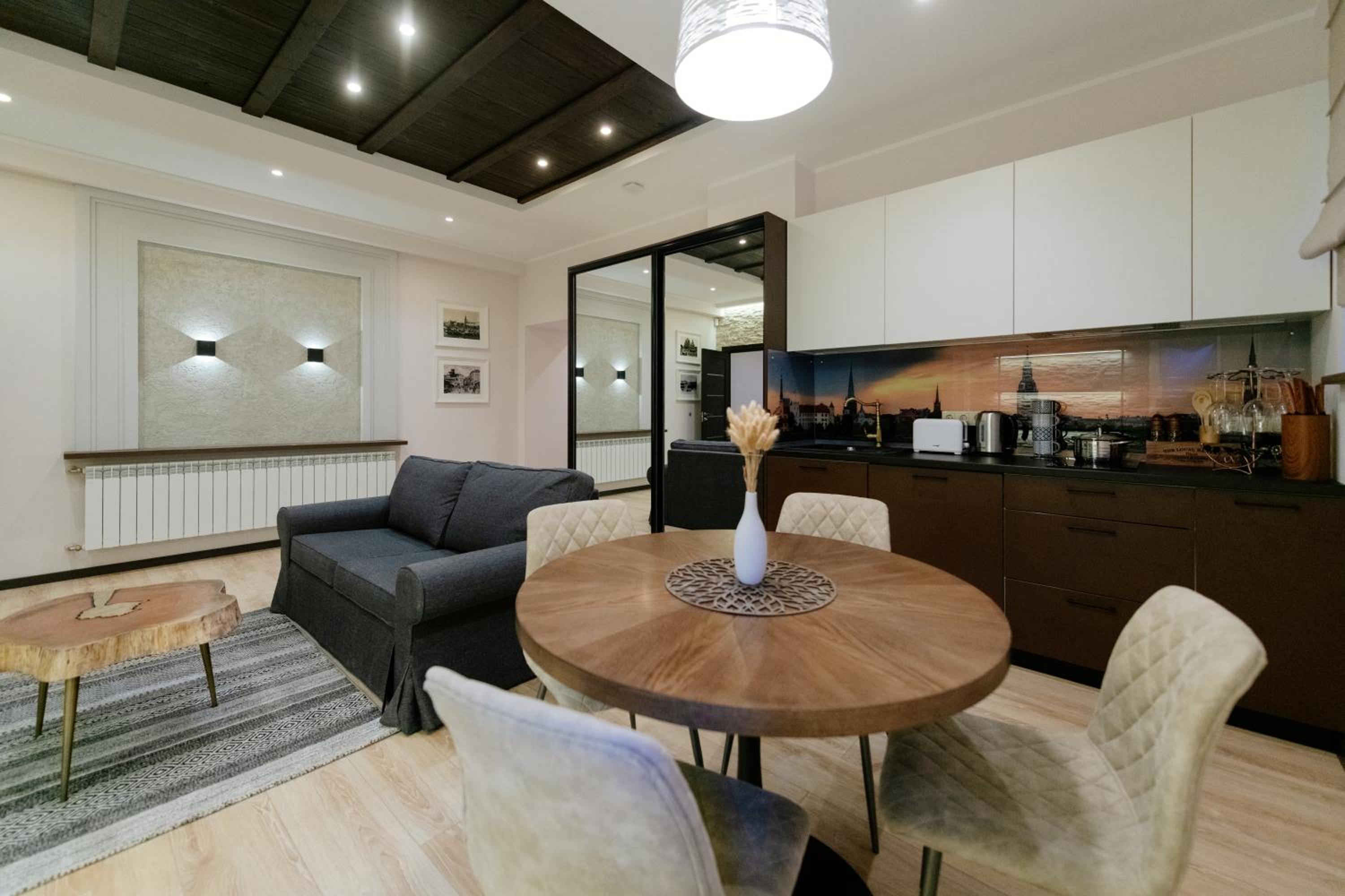 One-Bedroom Apartment
