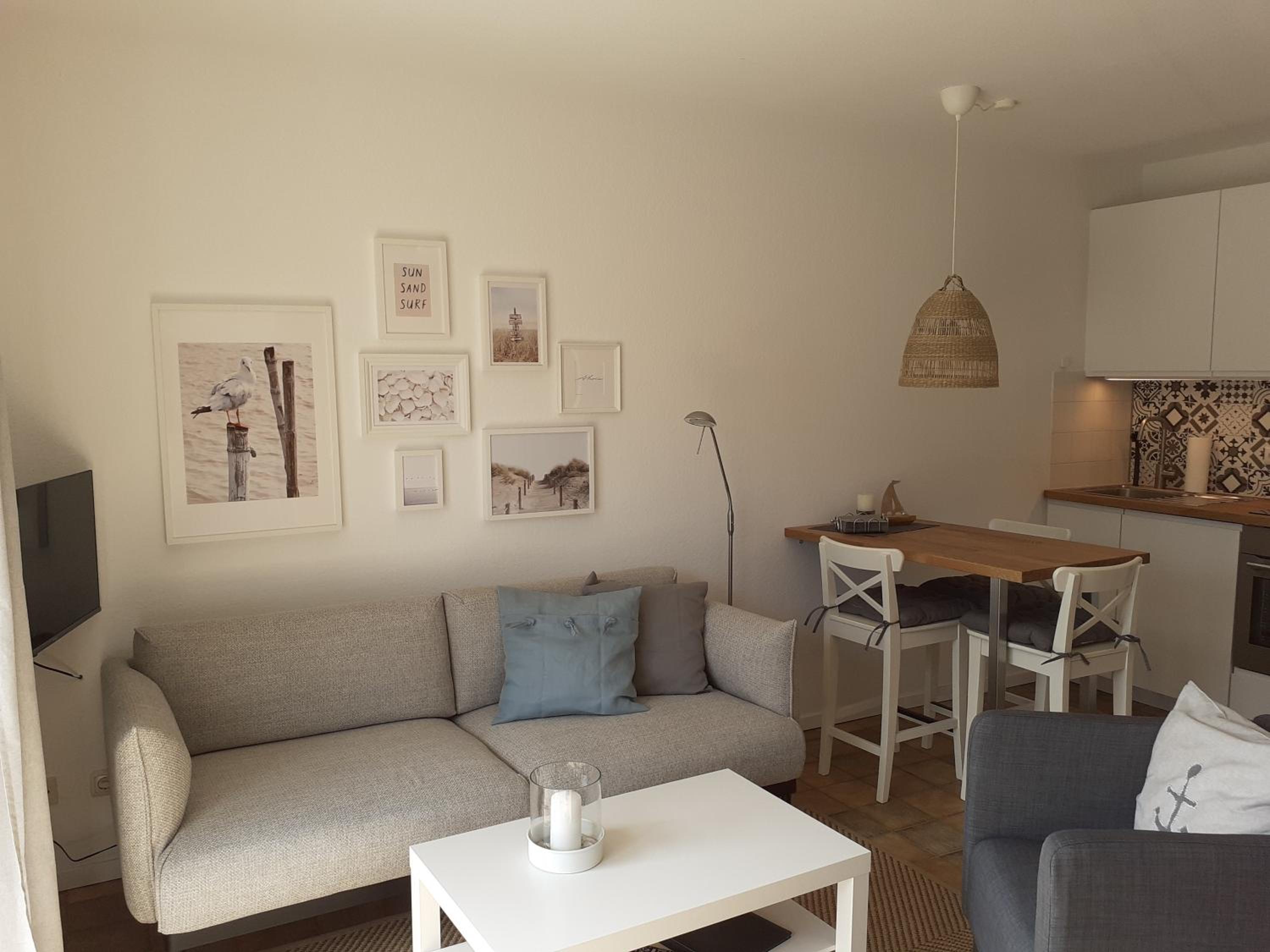 Apartment with Terrace photo 3