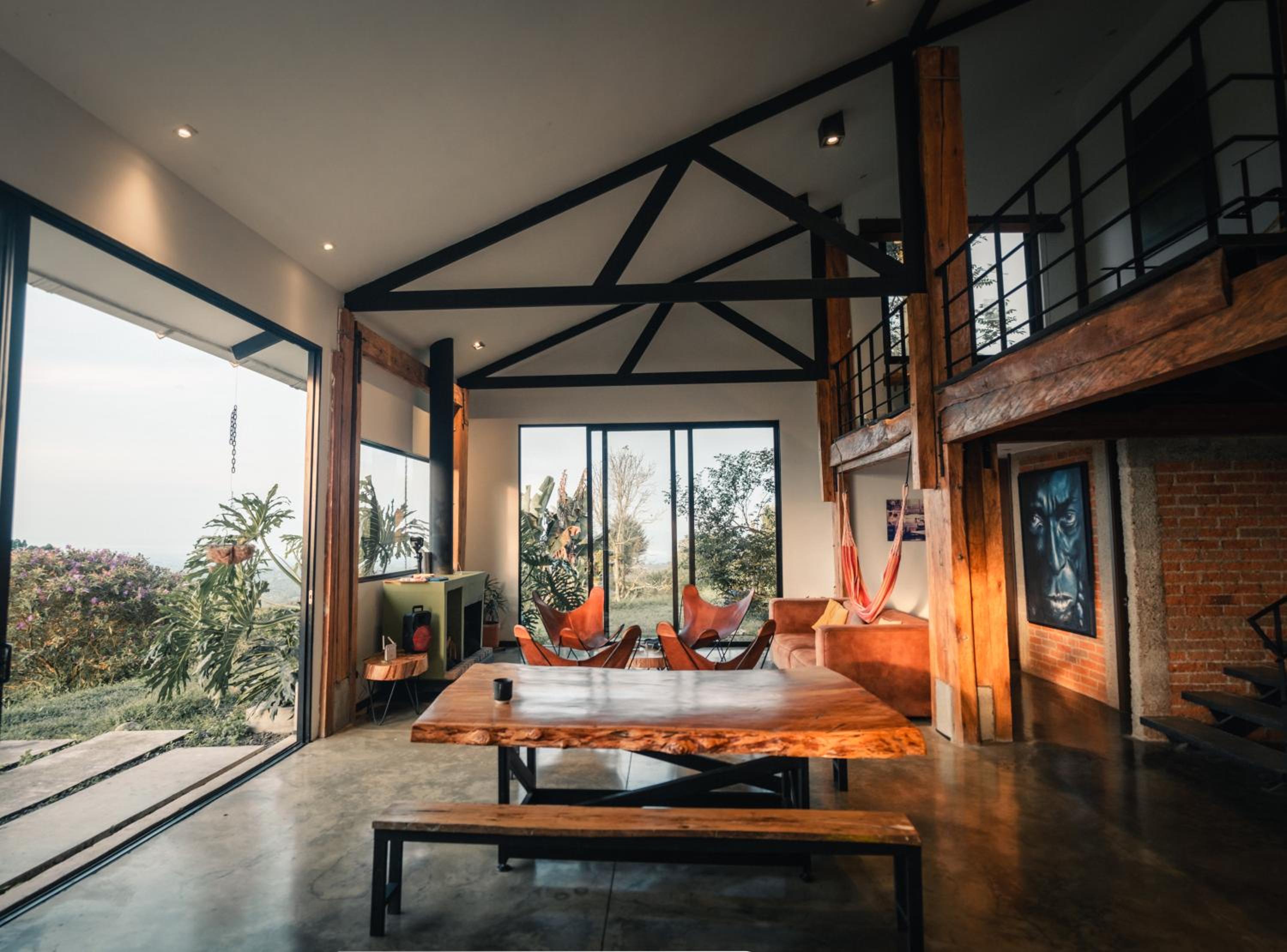 Four-Bedroom House photo 1