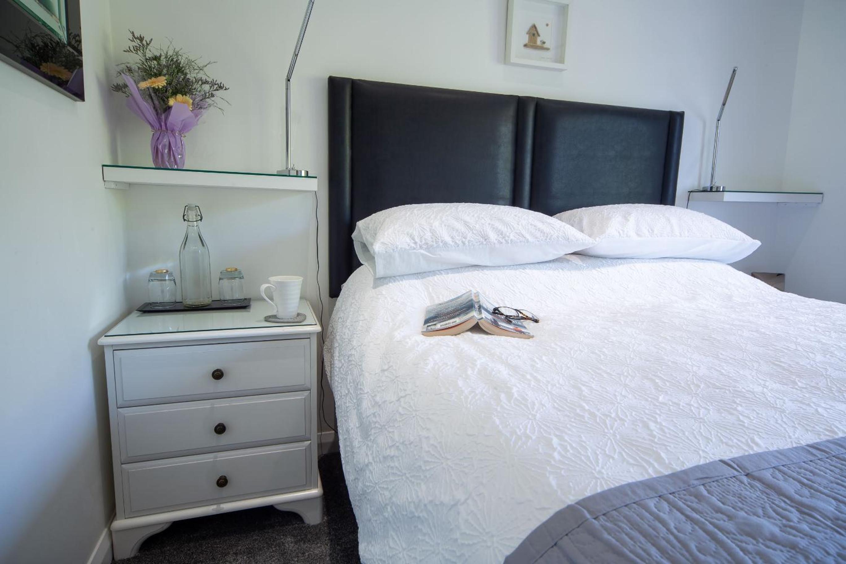 Standard Double Room photo 2