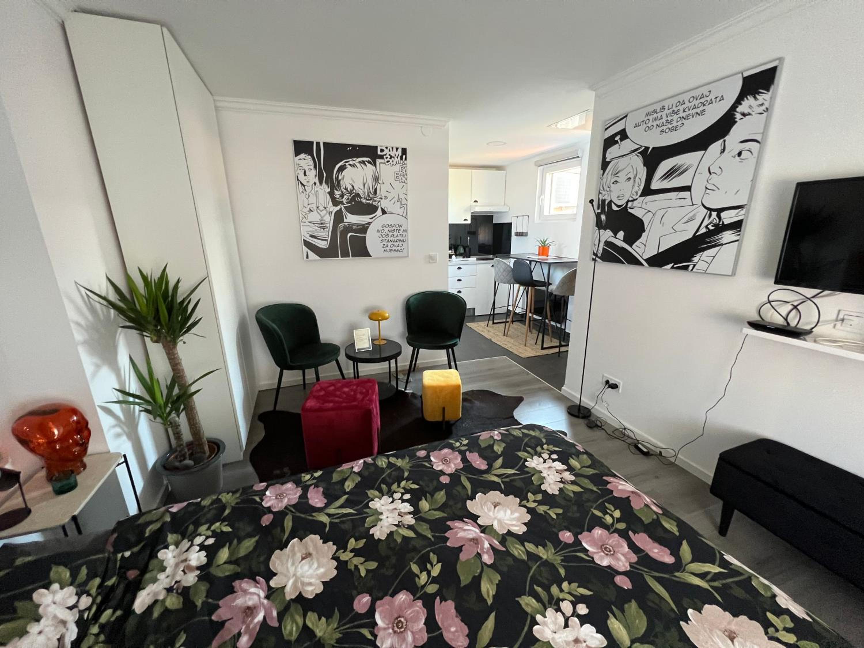 One-Bedroom Apartment