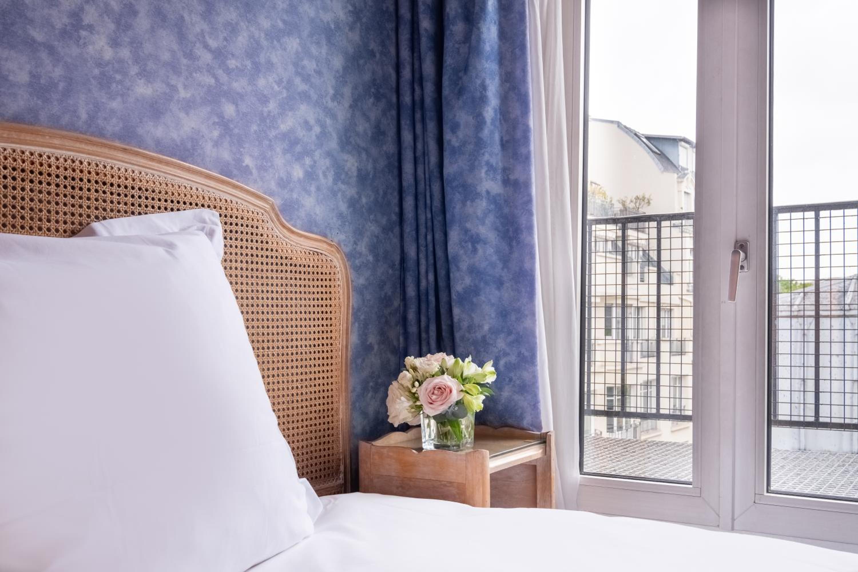 Single Room with Balcony photo 3