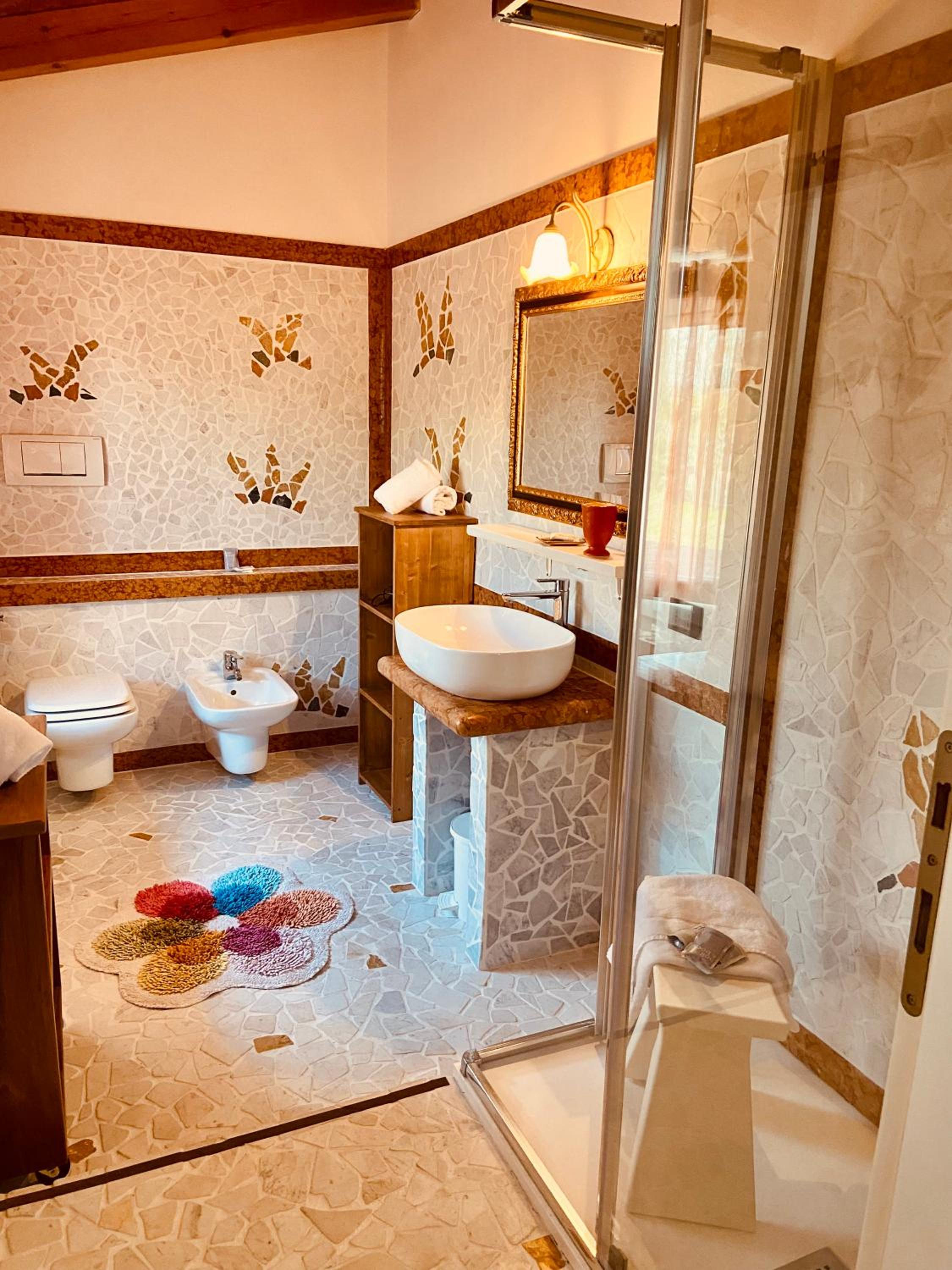Superior Double or Twin Room photo 3