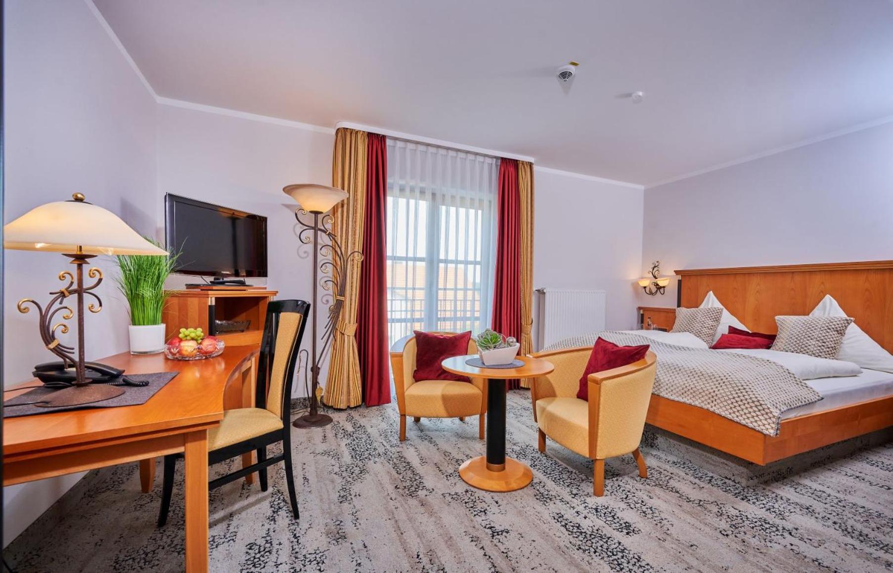 Deluxe Double Room photo 2