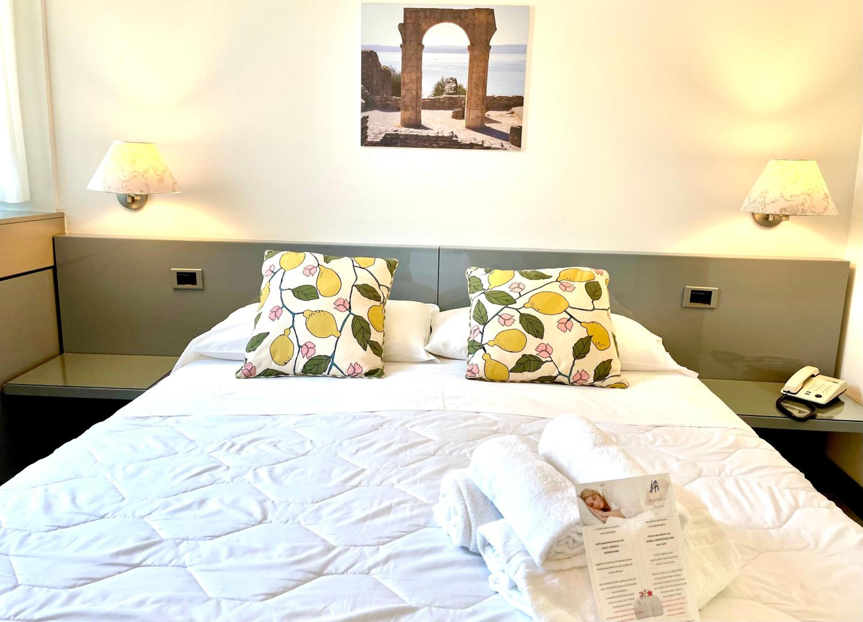 Double Room - Photo 19