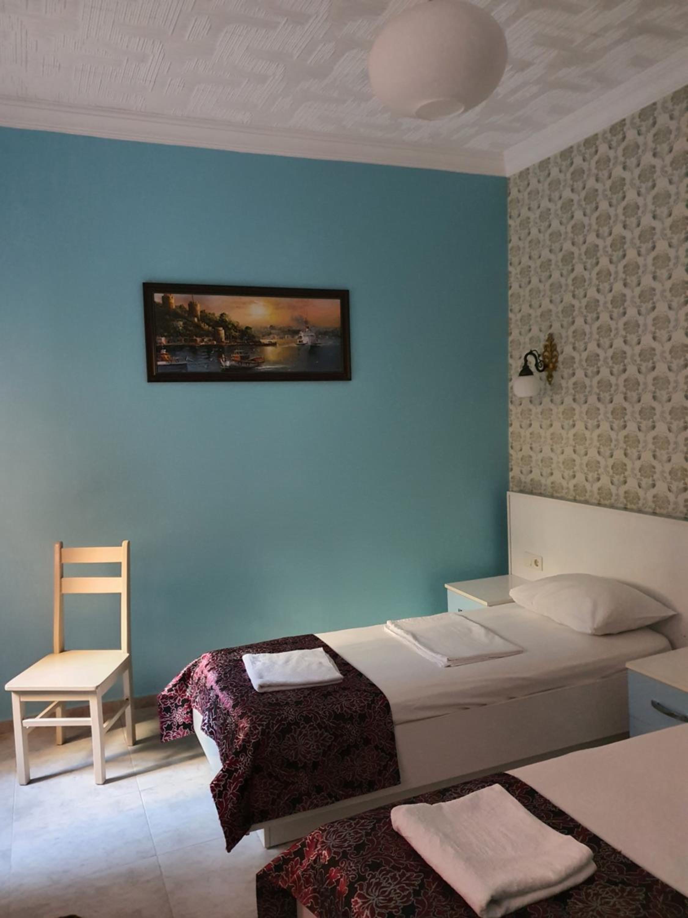 Large Double Room photo 2