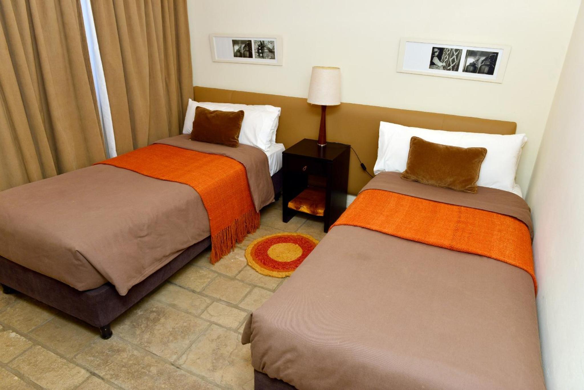 Deluxe Suite photo 2