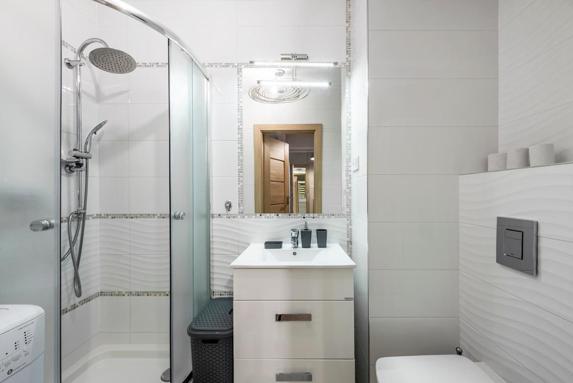 Studio Apartment - Photo 9