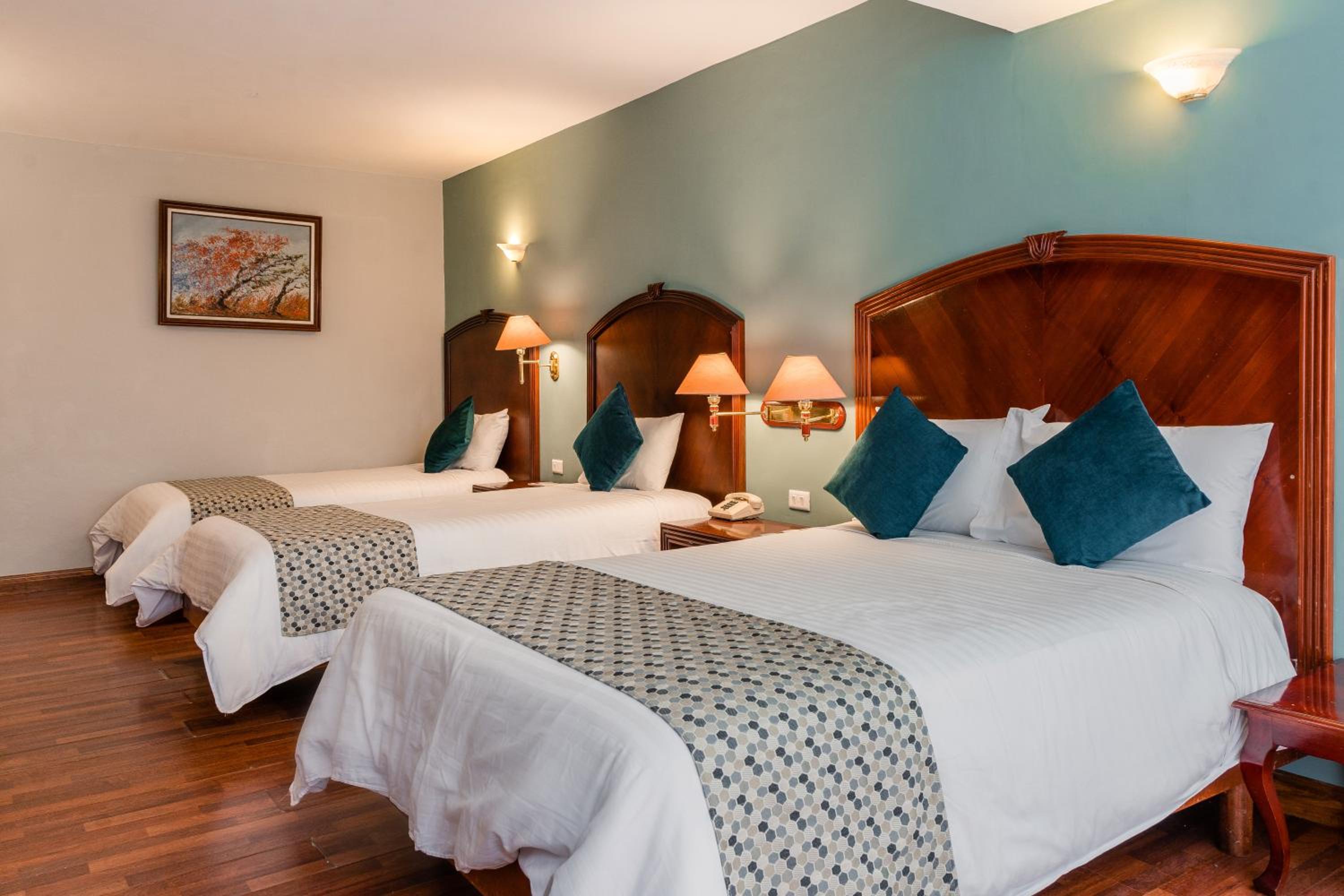 Triple Room