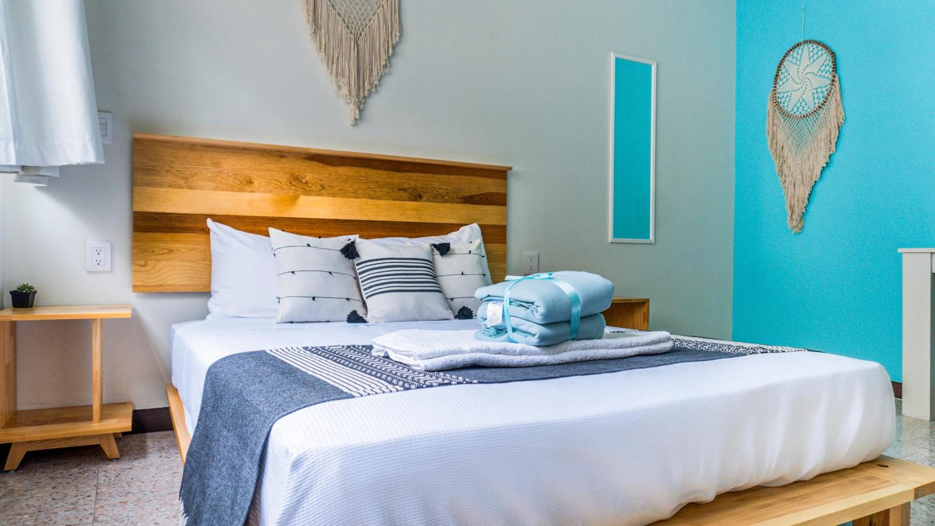 Double Room - Photo 13