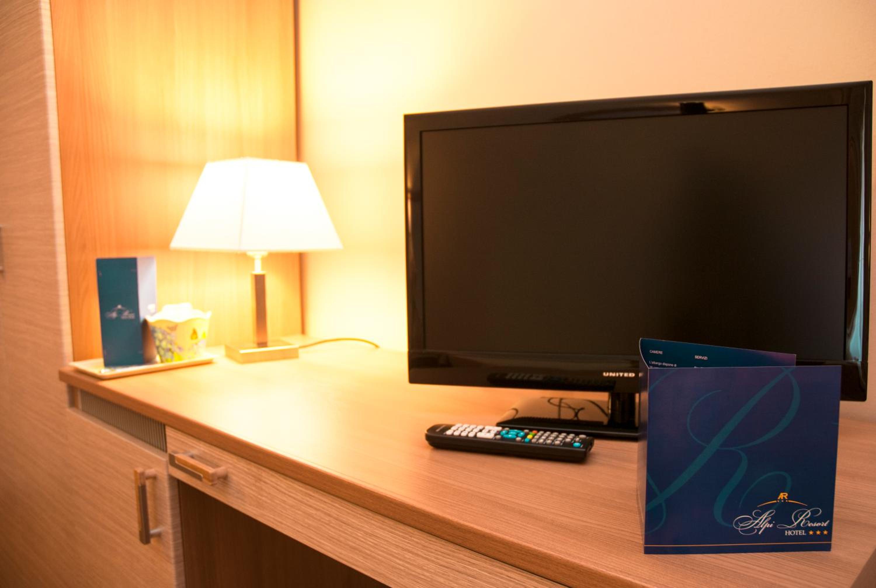 Double Room (1 Adult) - Photo 5