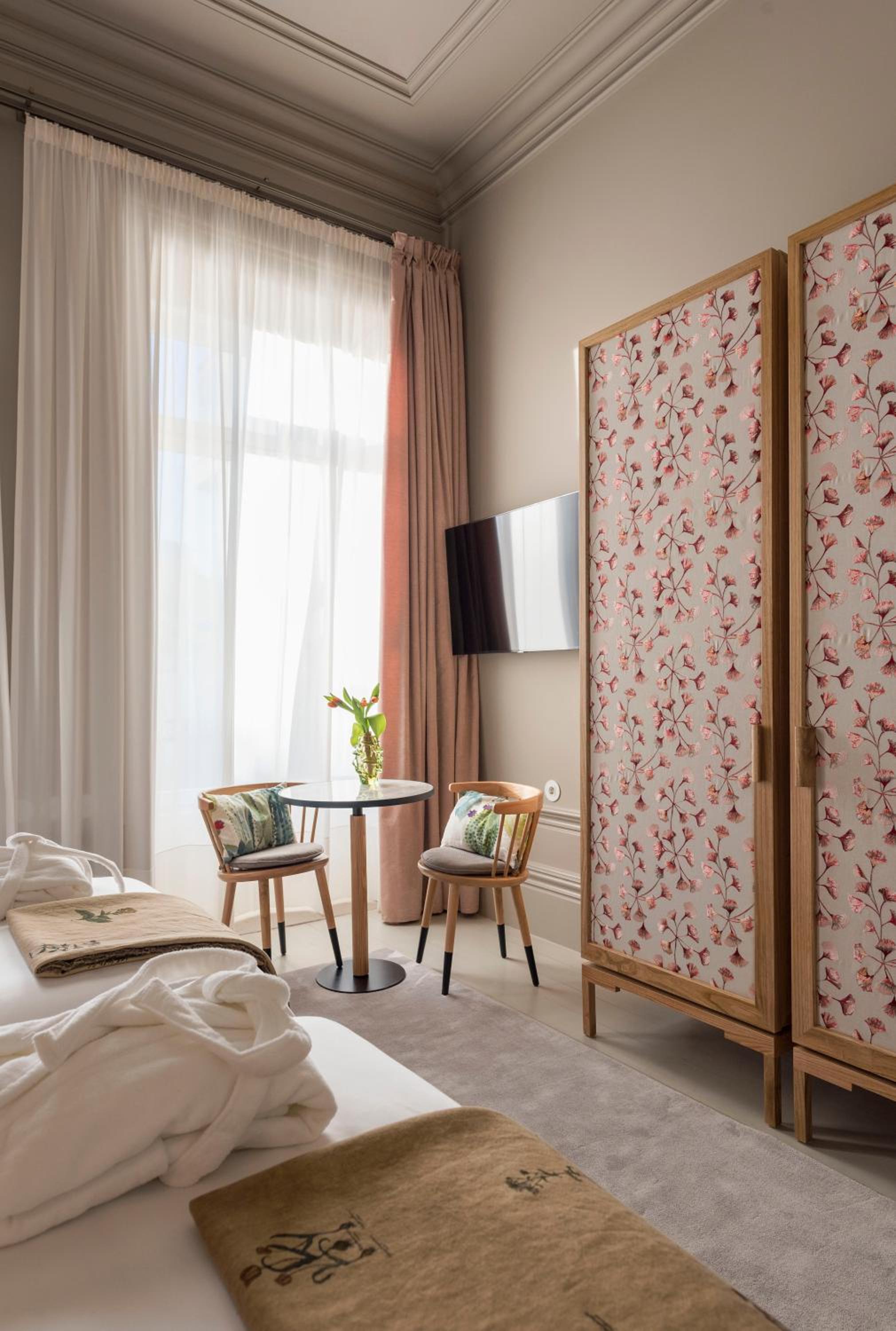 Superior Room - Photo 5
