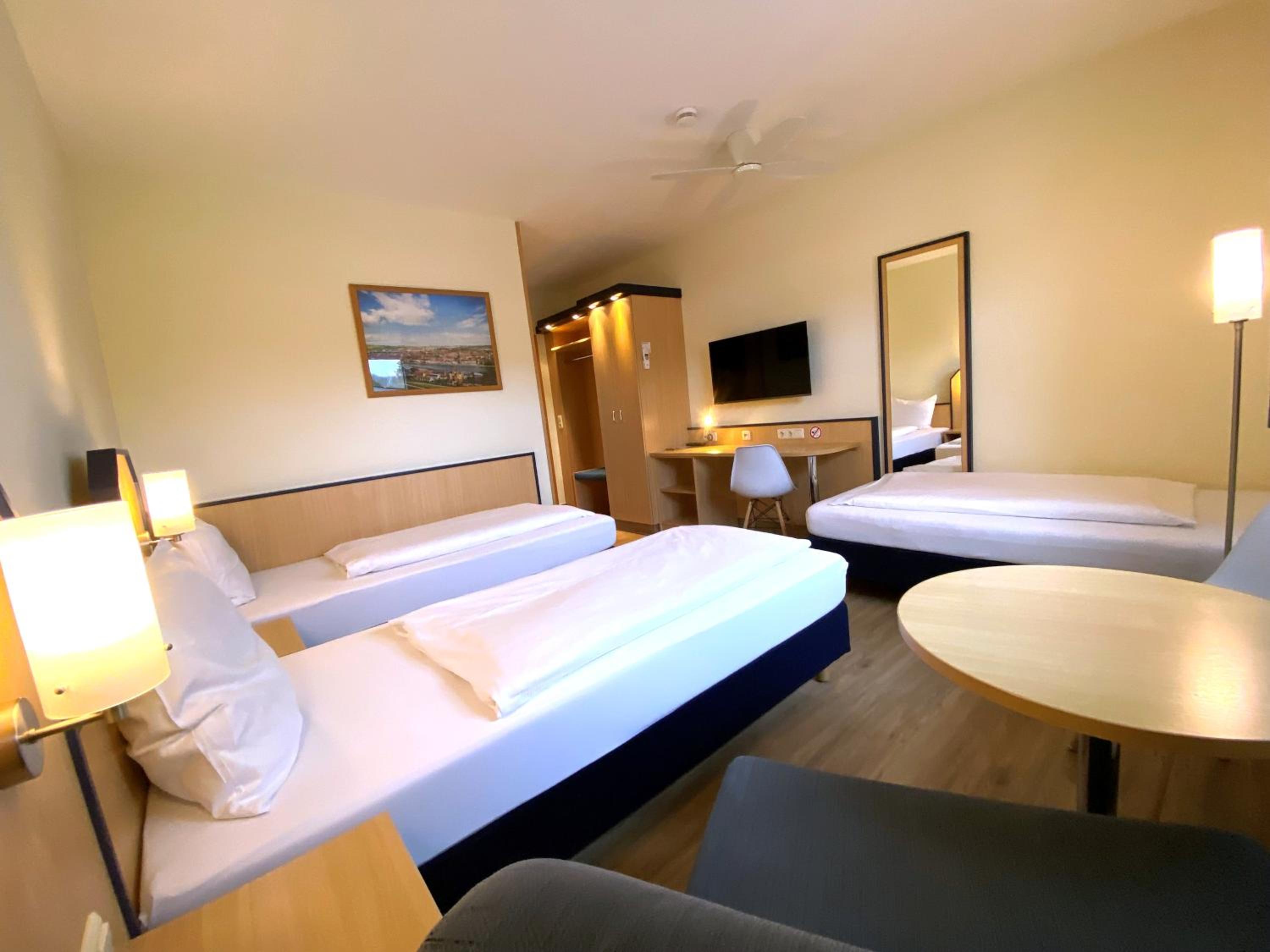 Triple Room photo 2