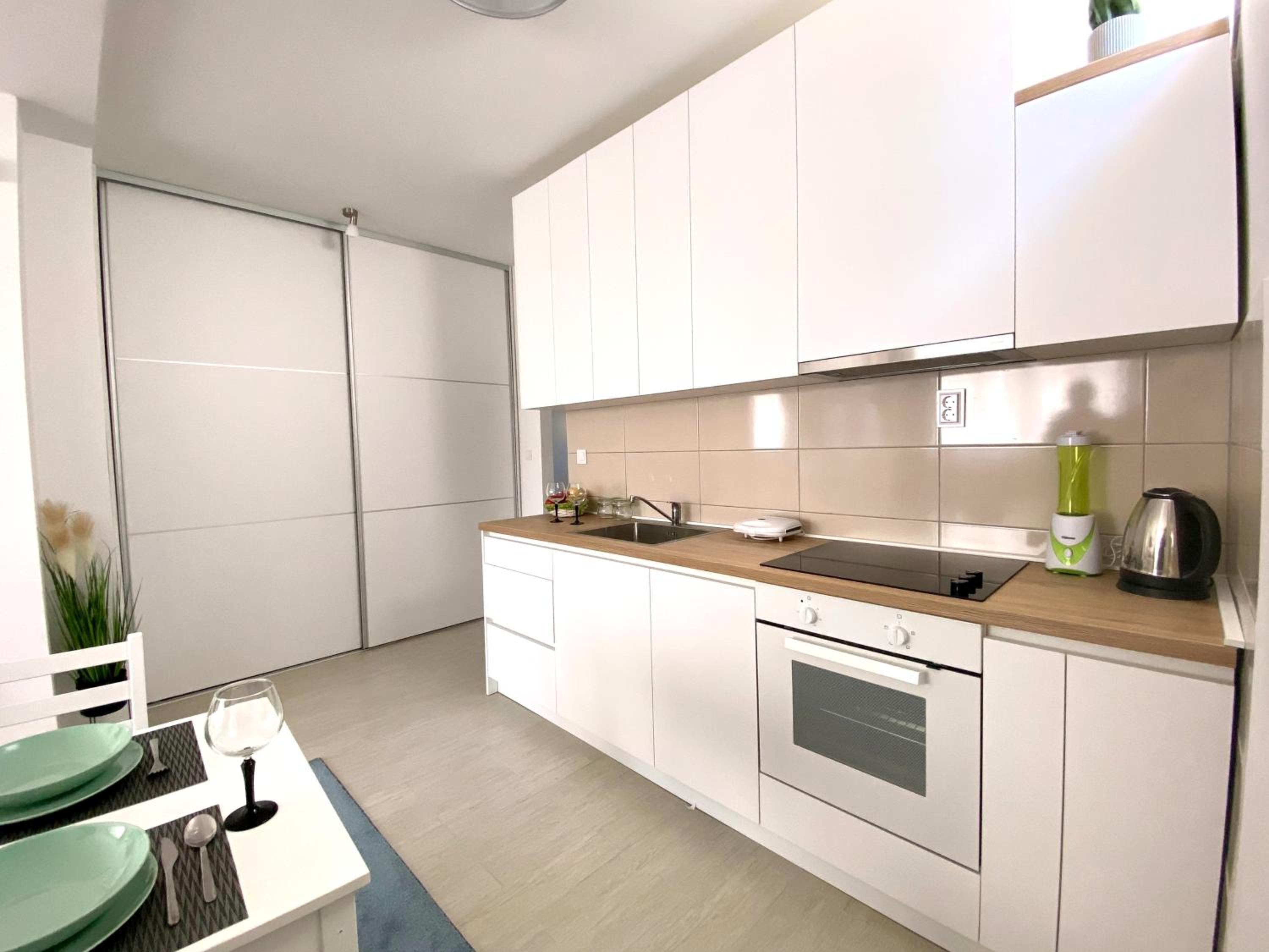 One-Bedroom Apartment - Photo 6