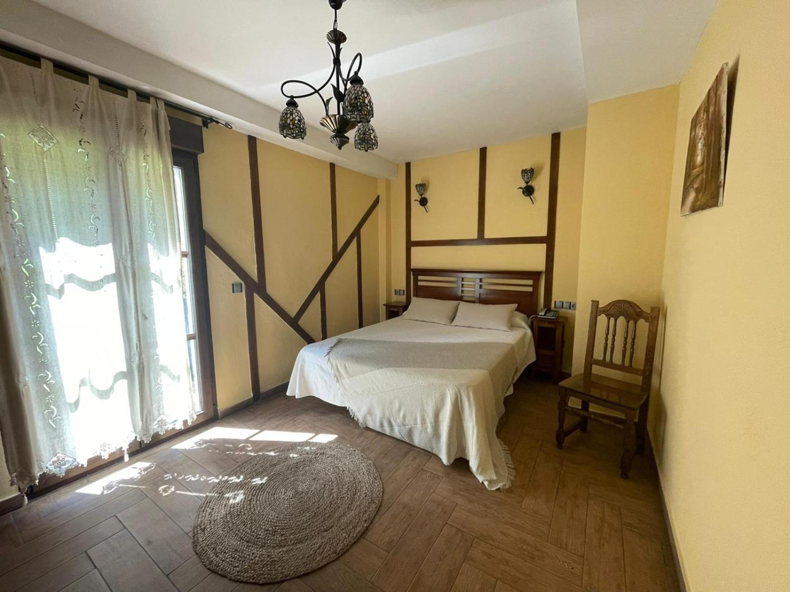 Habitación Doble o con Dos Camas
