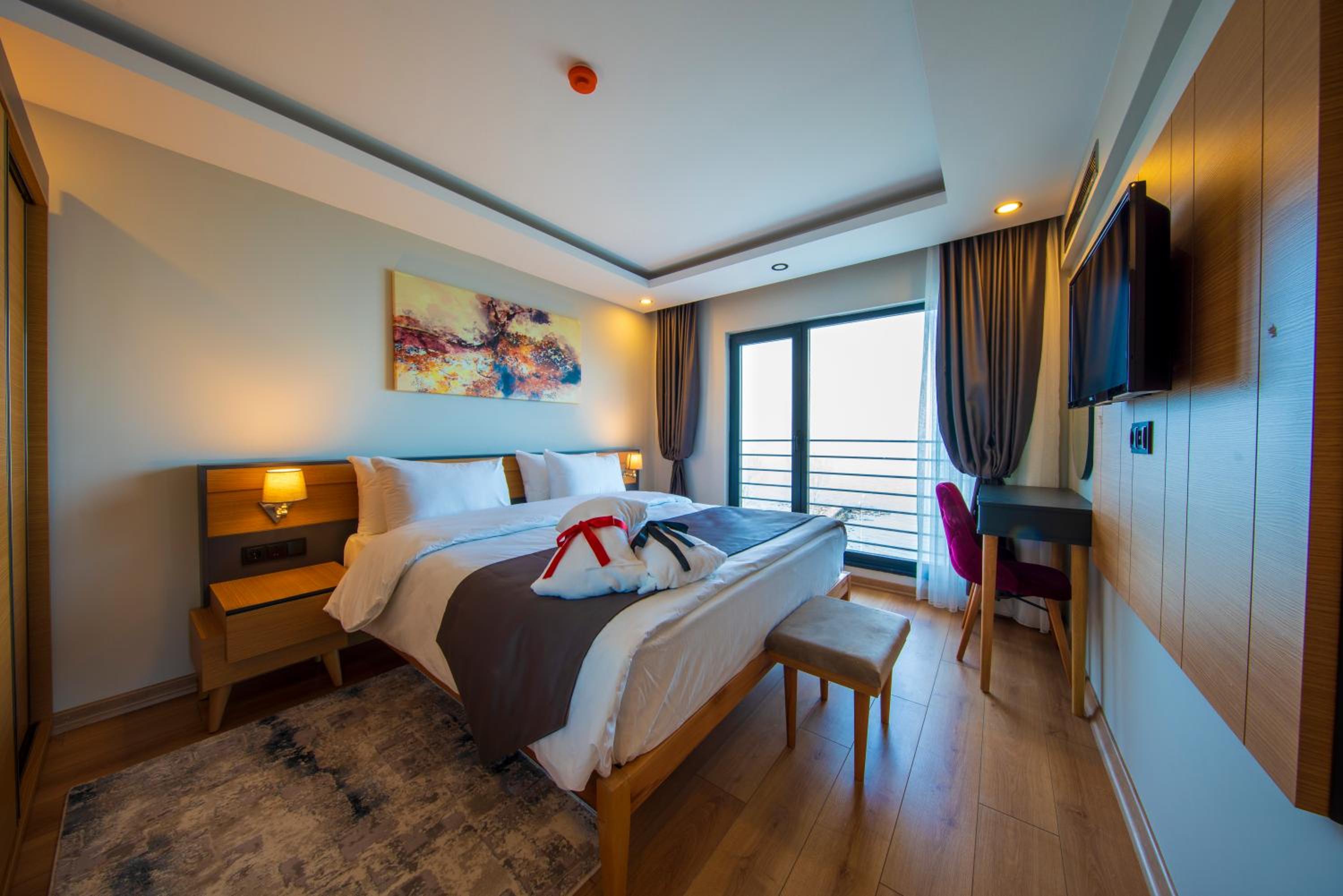 Superior Suite - Photo 1
