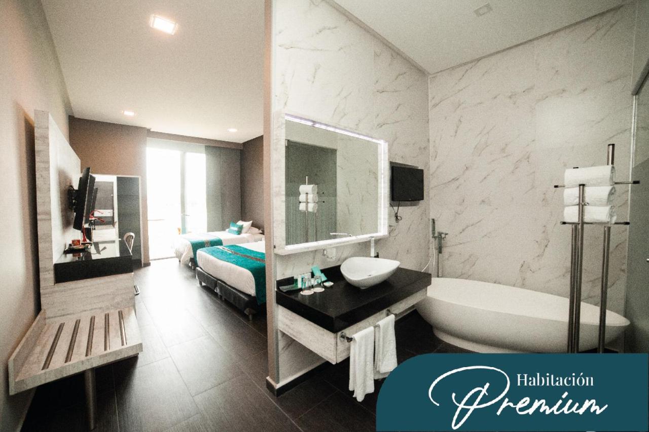 Twin Room with City View
