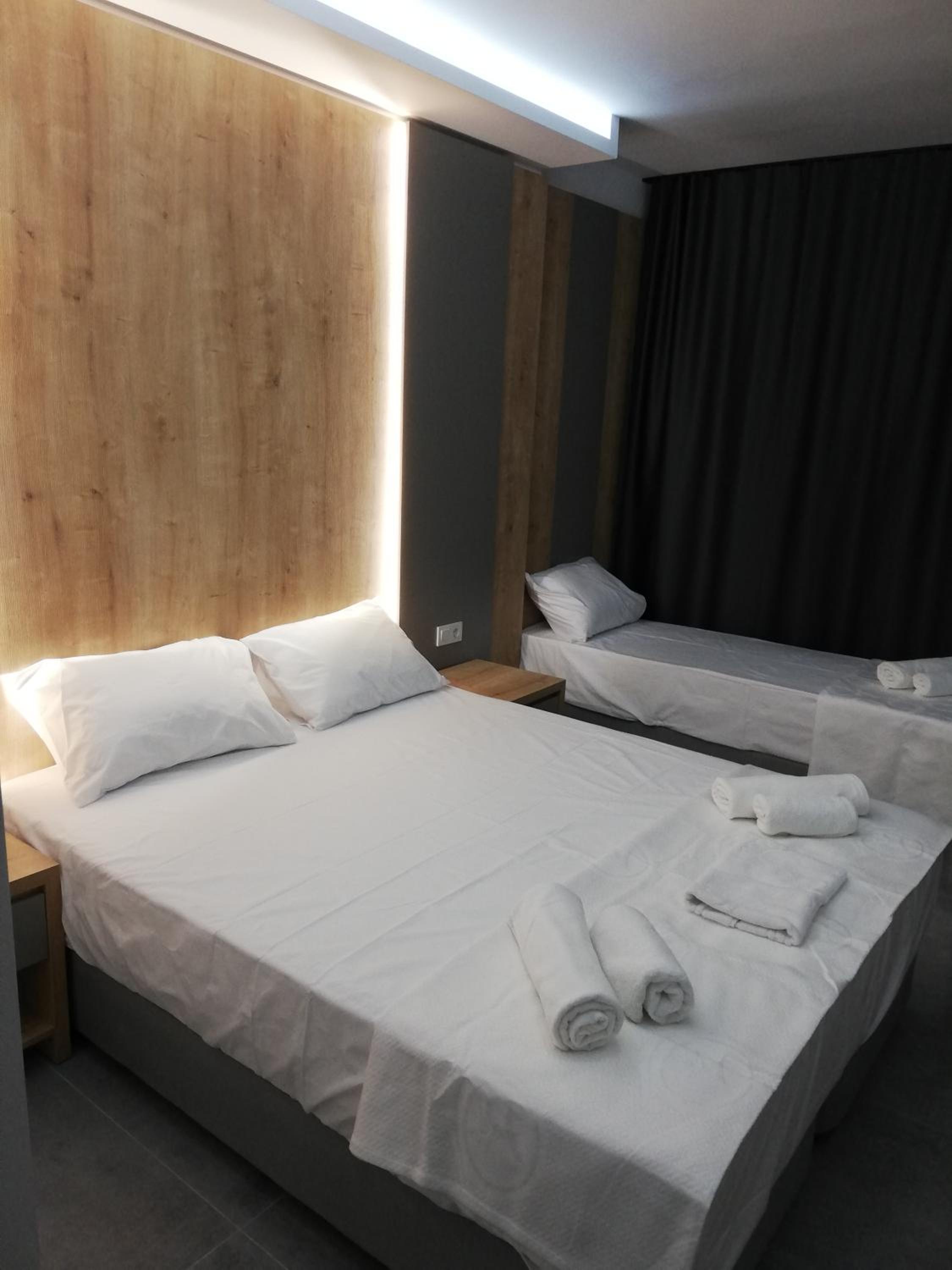 Triple Room - Photo 6