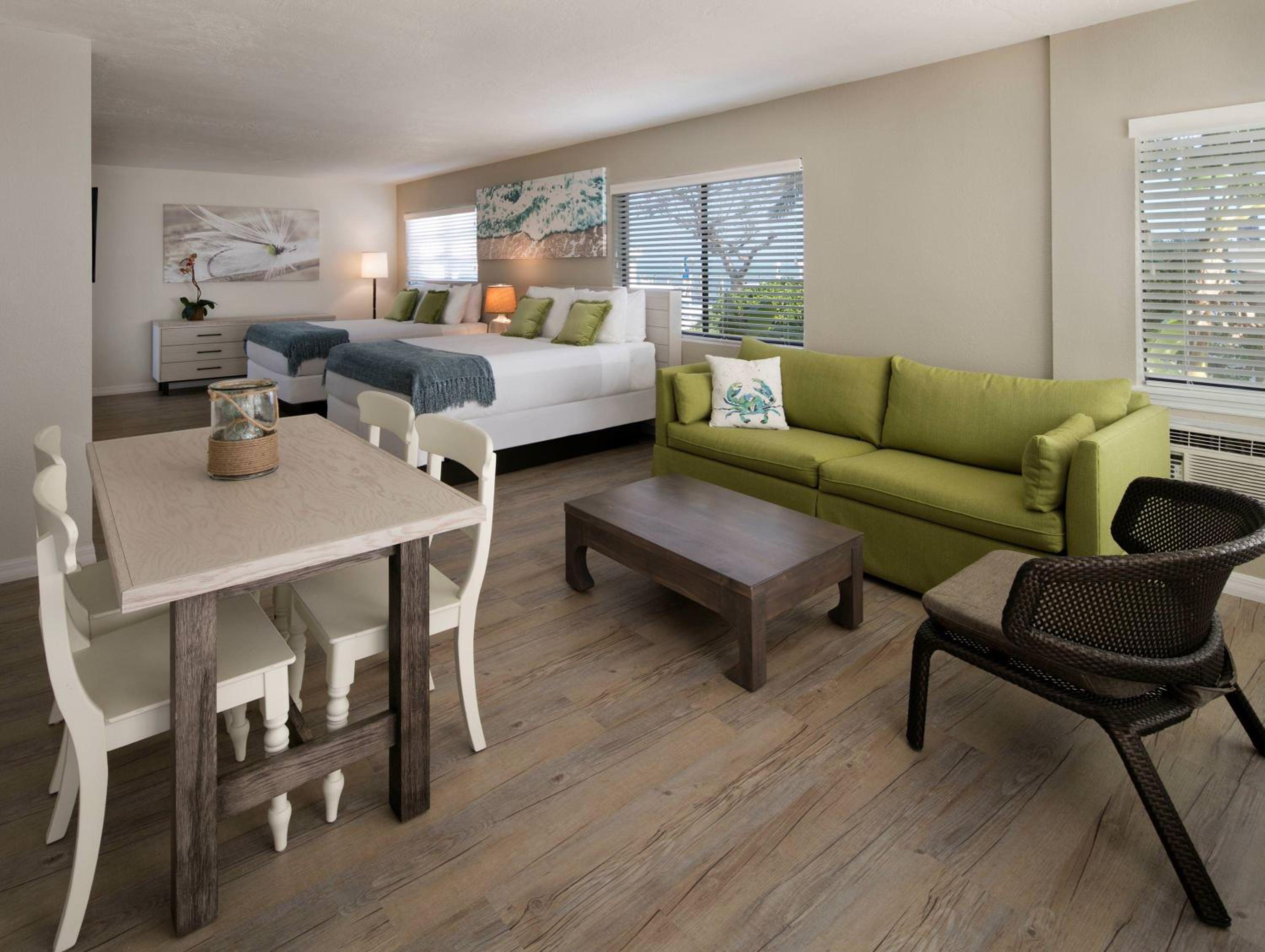 ​Studio Suite Ocean View Two Queens - Photo 2