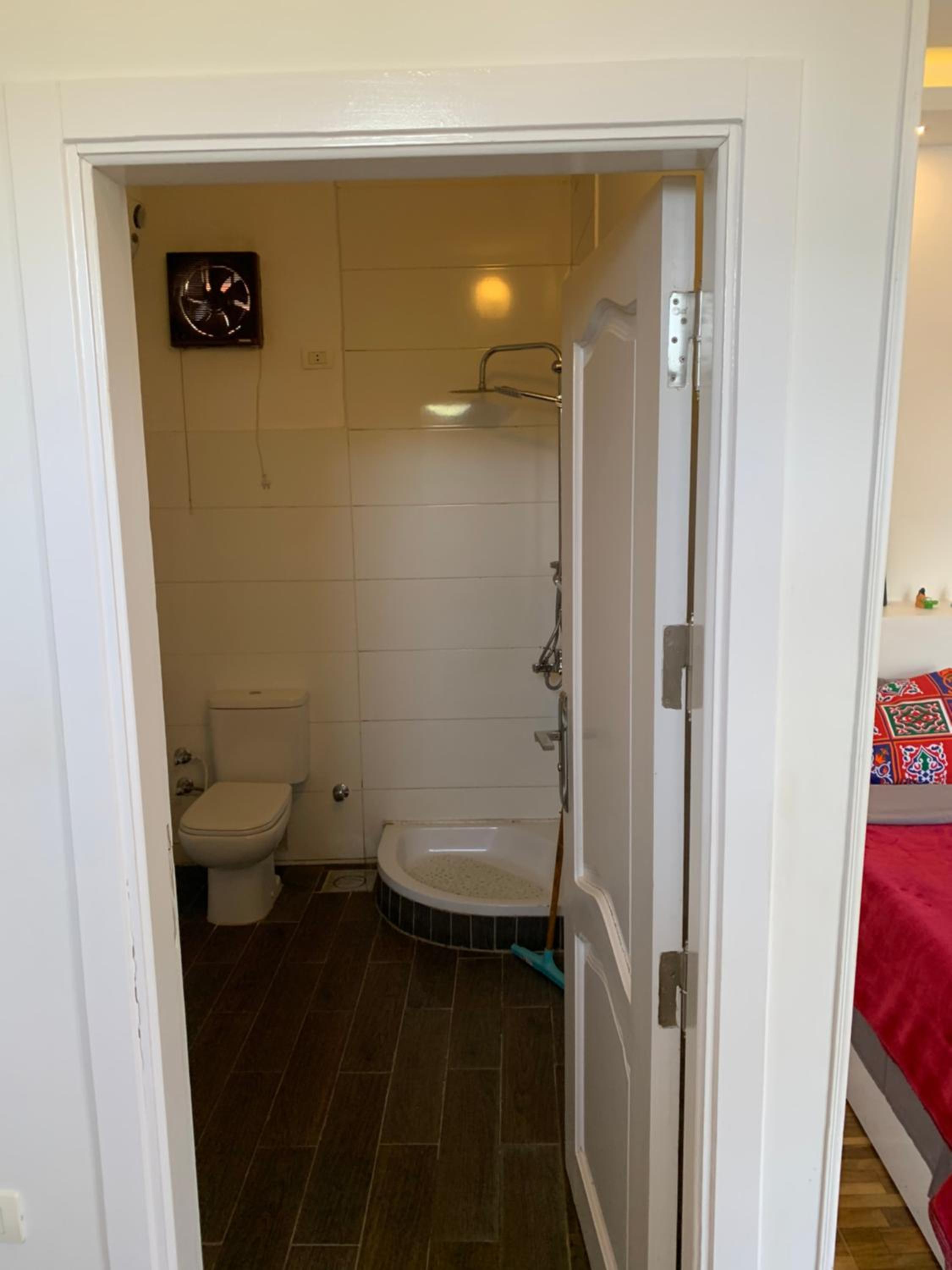 Deluxe Double Room (2 Adults + 1 Child) photo 3