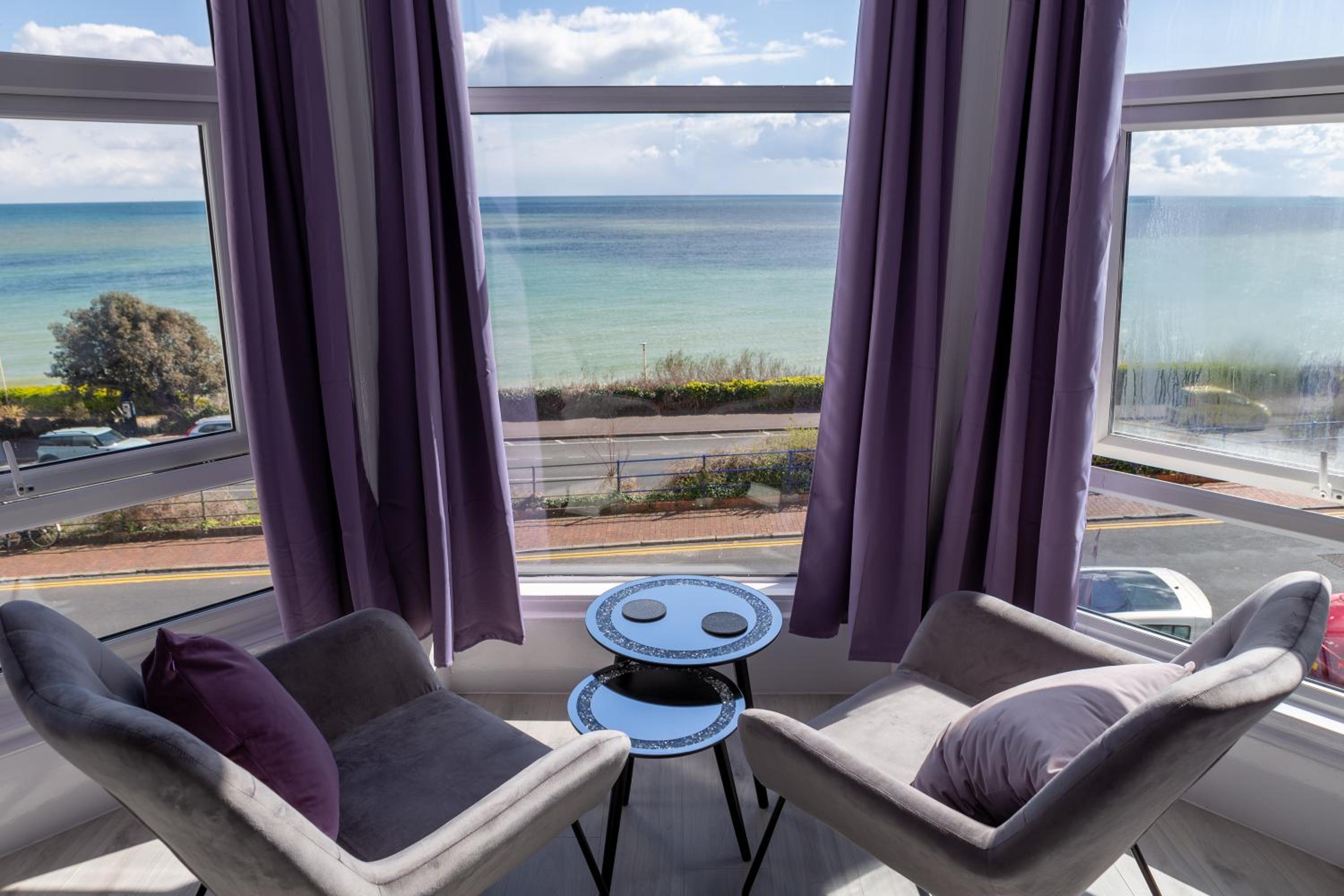 Superior Triple Room with Sea View - Photo 15