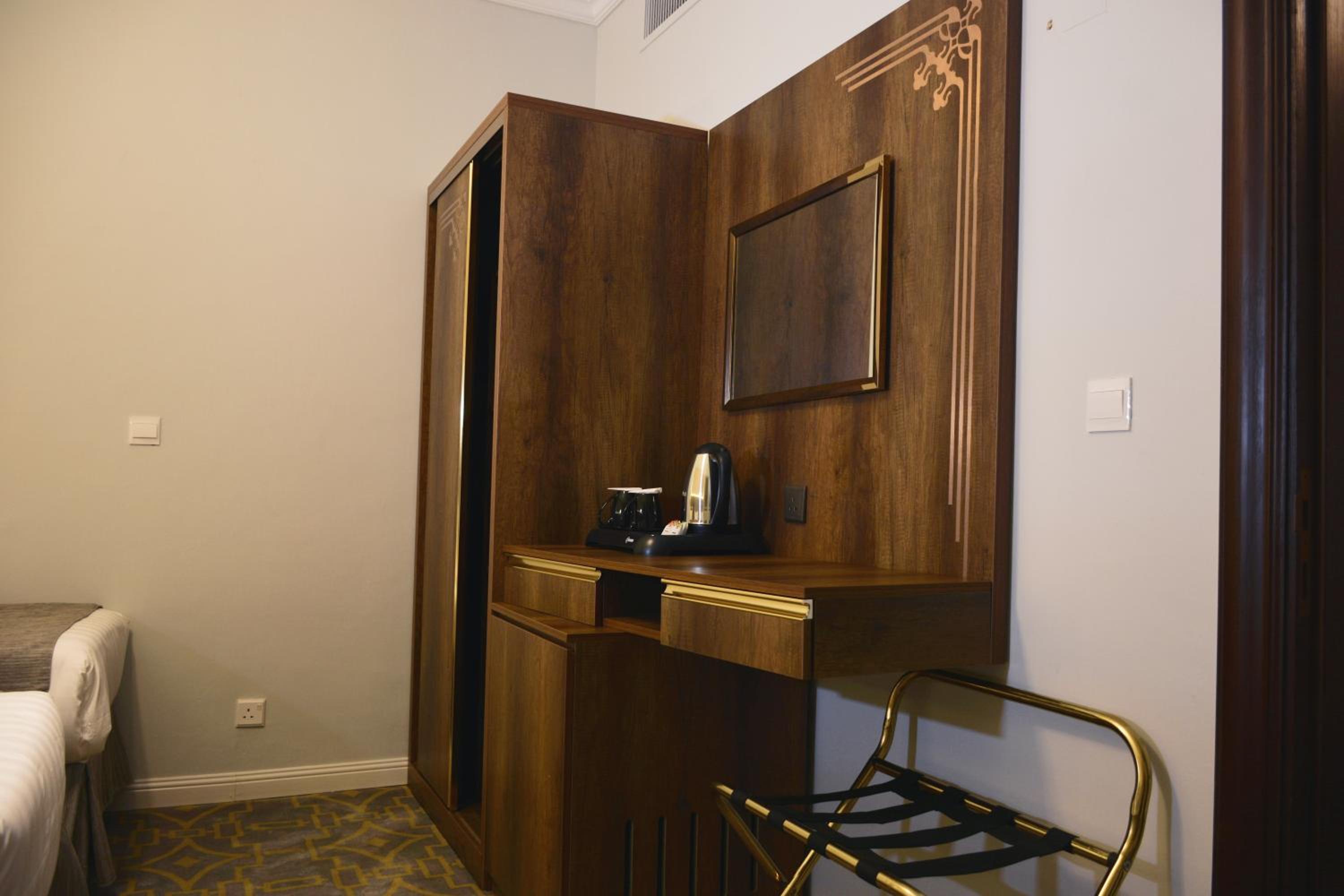 Deluxe Triple Room photo 3