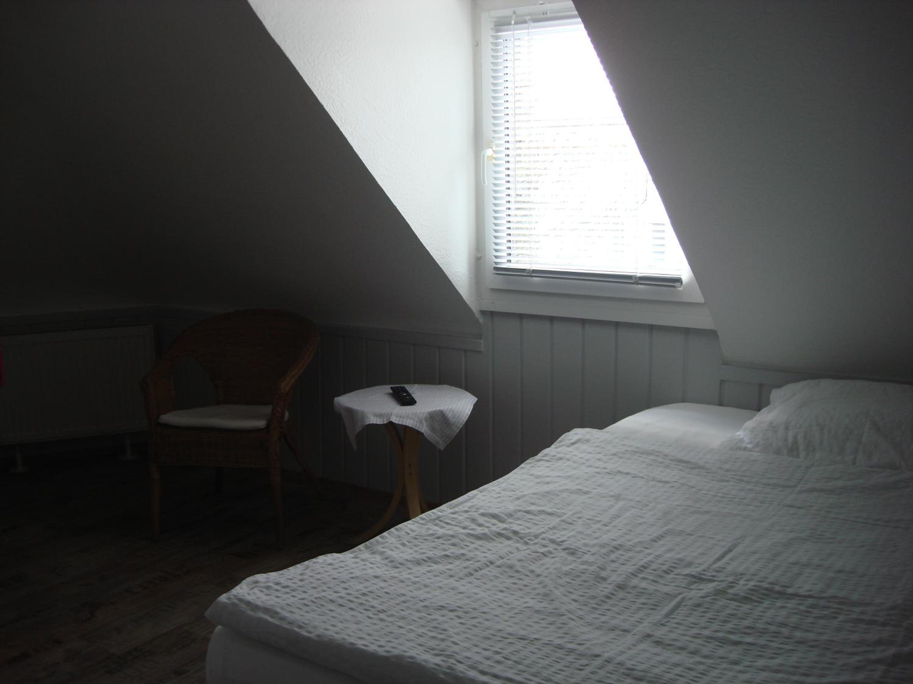 Single Room with Shared Bathroom, photo 7