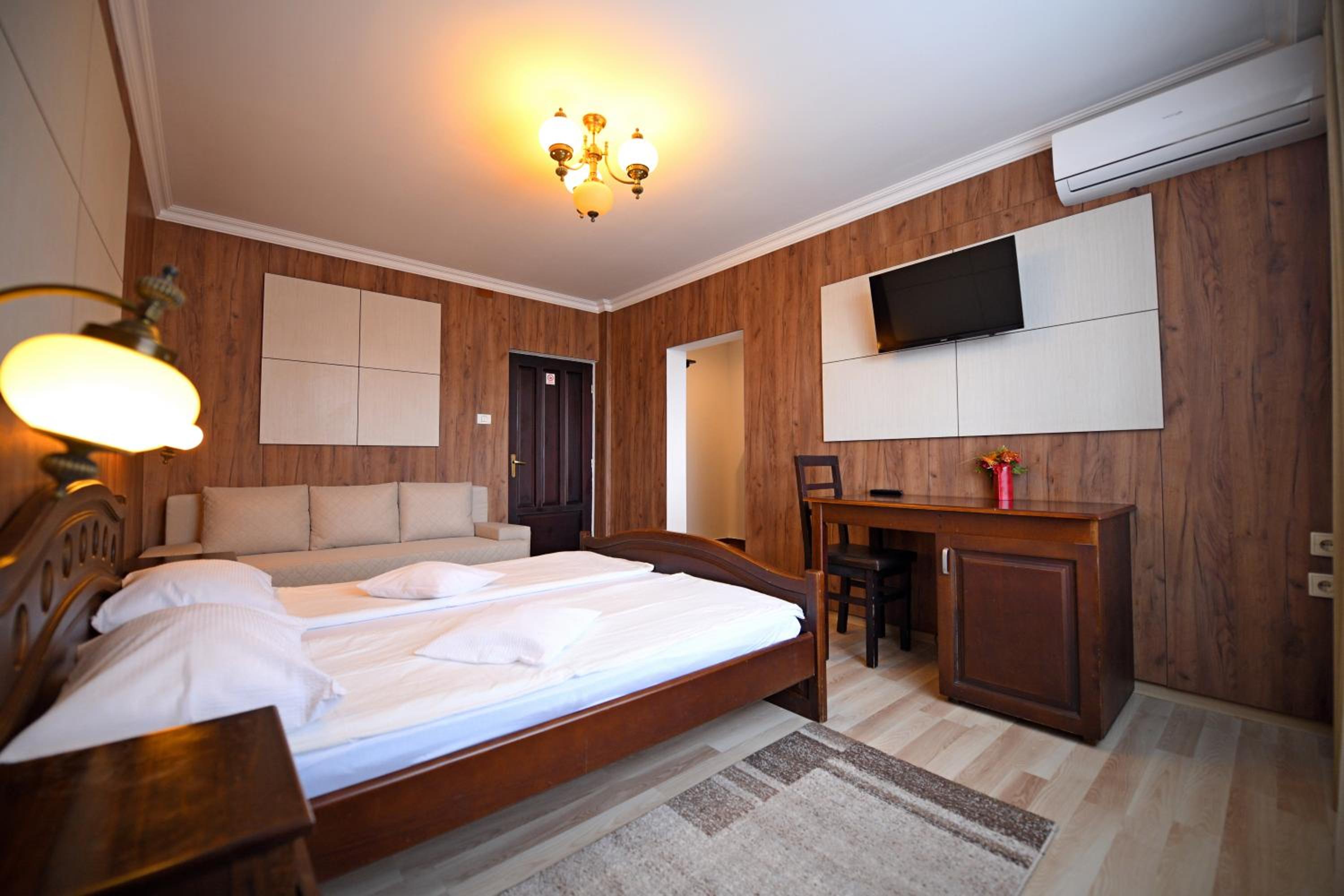Superior Double Room - Photo 4